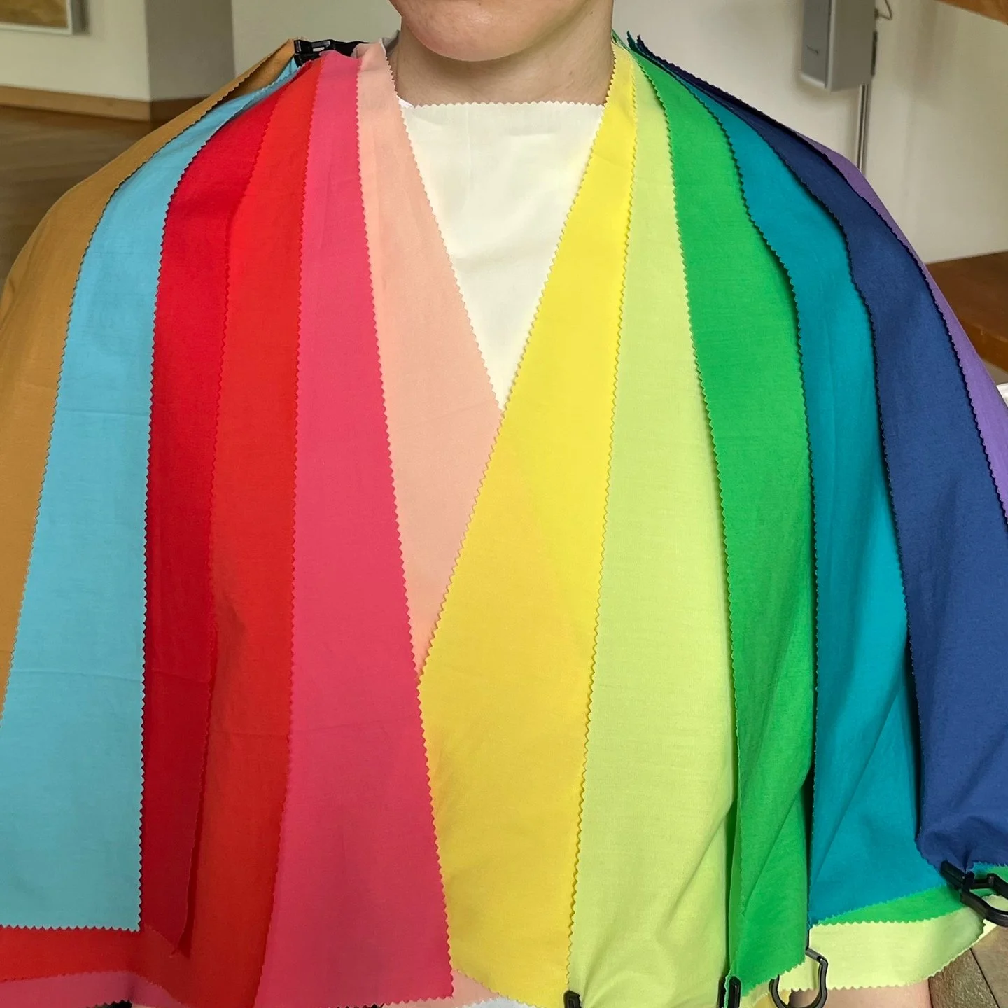 My Bright/Clear Spring Client
Farbberatung / Personal Colour Analysis &ndash; Colours that enhance your natural beauty.
K&ouml;rpertyp Analyse / Image Archetype Analysis &ndash; Style that respects your lines, proportions &amp; body geometry.
My anal