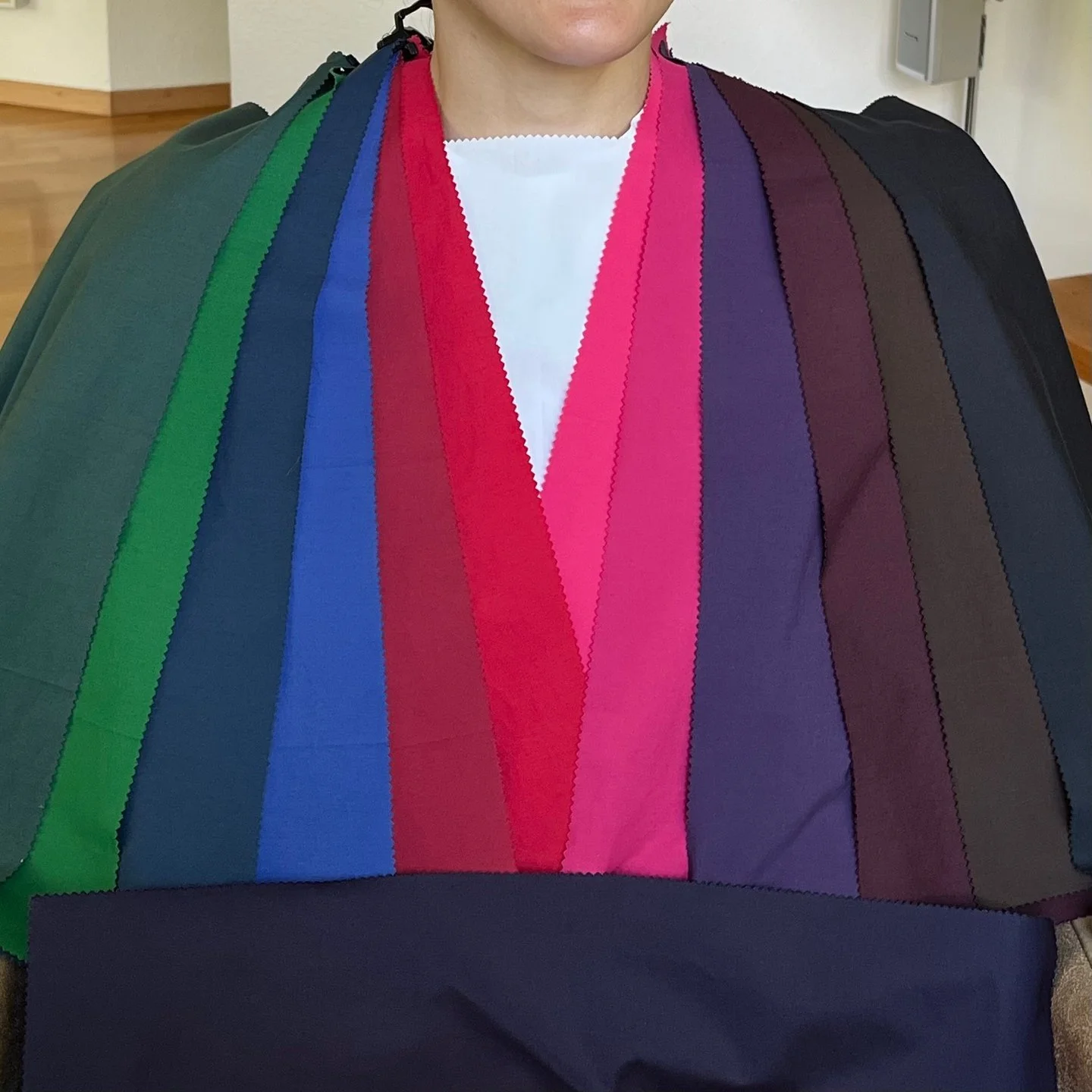 My Deep/Dark Winter Client
Farbberatung / Personal Colour Analysis &ndash; Colours that enhance your natural beauty.
K&ouml;rpertyp Analyse / Image Archetype Analysis &ndash; Style that respects your lines, proportions &amp; body geometry.
My analyse