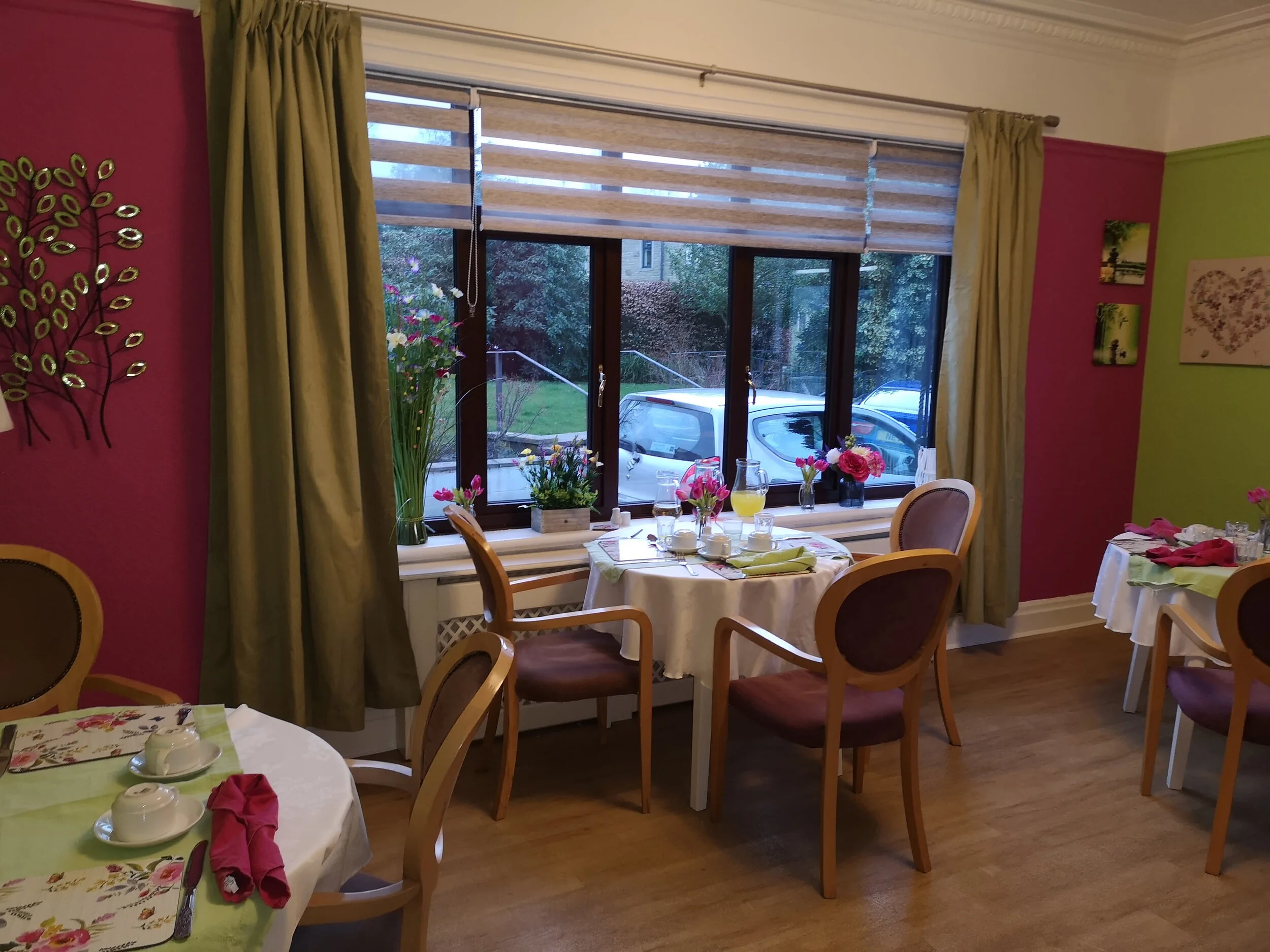 Happy Dining at Kirkwood