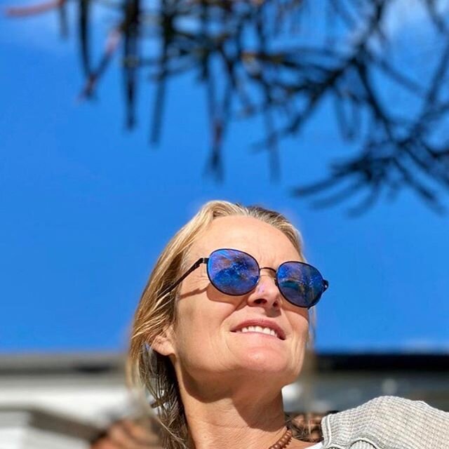 Rarely post pics of moi but couldn&rsquo;t resist - no it wasnt the South of France but a sunny garden in Dublin&rsquo;s Dalkey yesterday eArly evening between the clouds and the showers- yes it is Ireland!!! - but it was beautiful and it felt like t