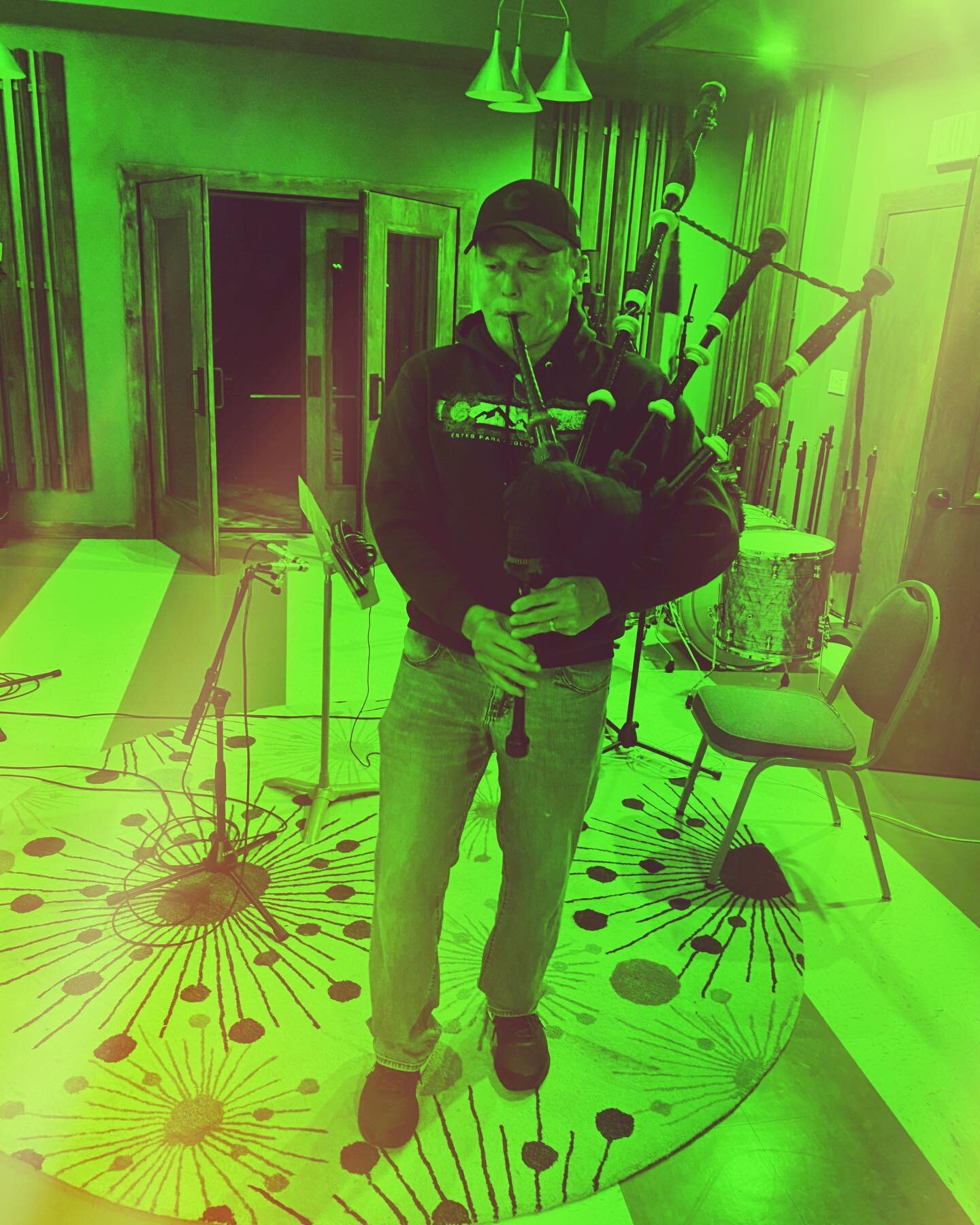 Bagpipe recording is the perfect way to start the day! ☘️ 🇮🇪 🍺 #happystpatricksday