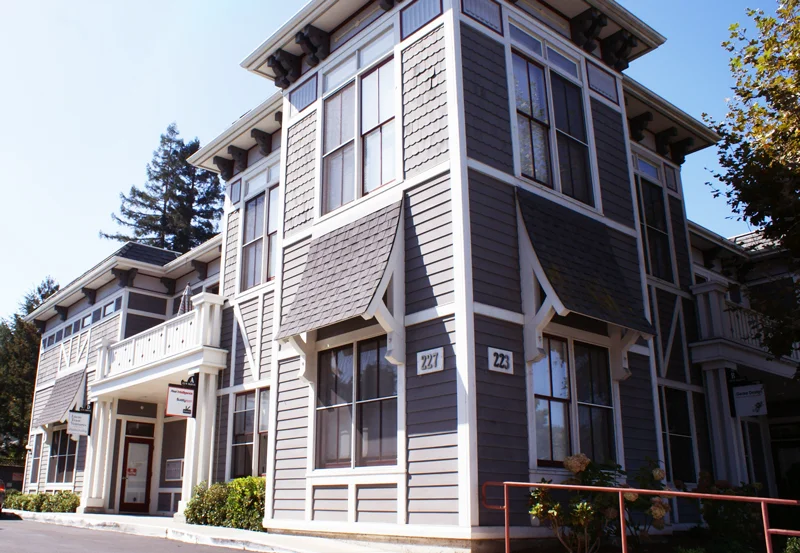 MainBuilding2_800x535.jpg