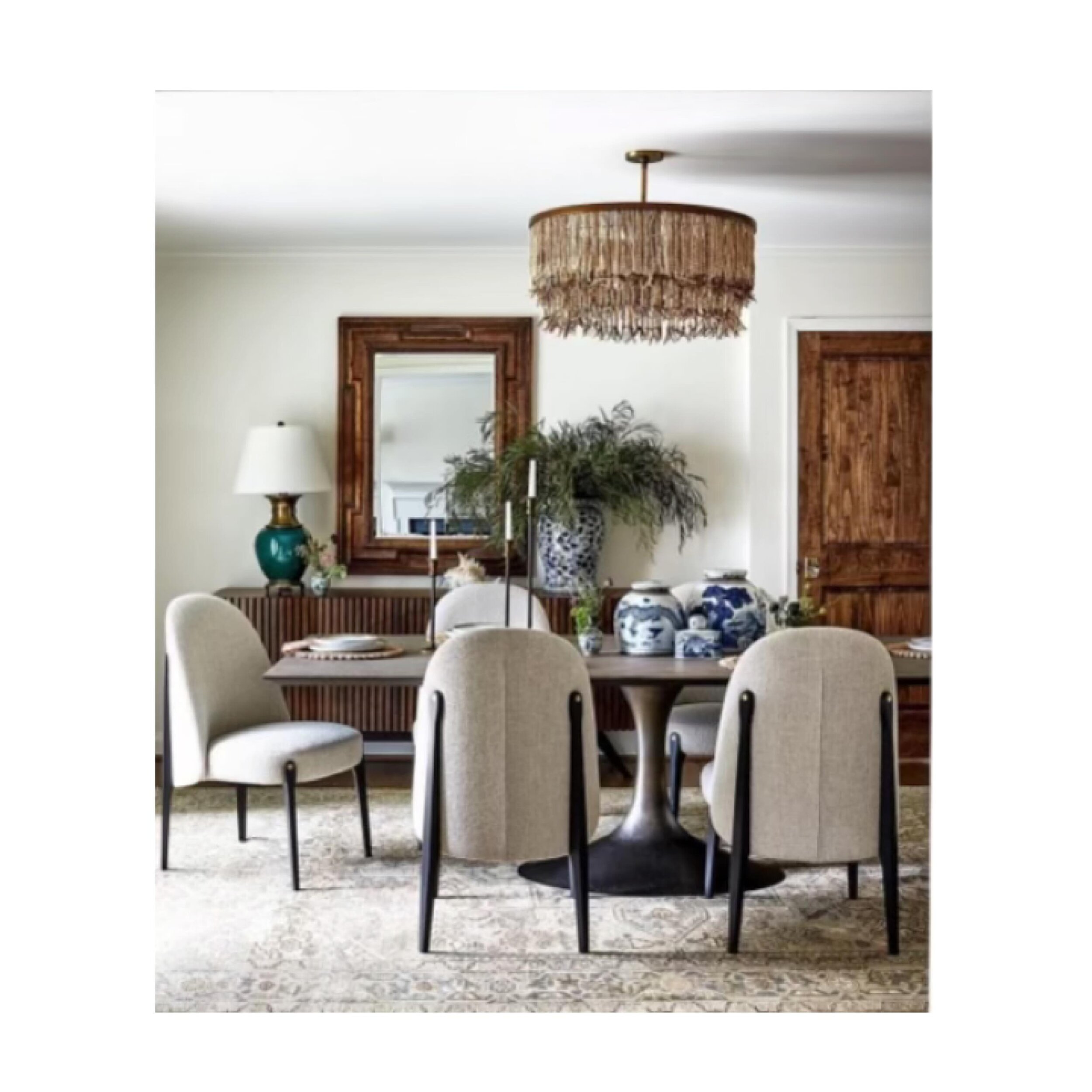 SSDC spotlight on @arteriorshome and @lizmearns who created this beautiful space. We love the way @lizmearns used this light fixture in this lovely dining room ✨

Contact us if you&rsquo;d like to open a trade account. We have many great vendors! 

D