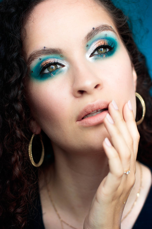 Forever Flawless Ice, un makeup avec la nouvelle palette de Makeup  Revolution — Pauuulette - Blog Makeup