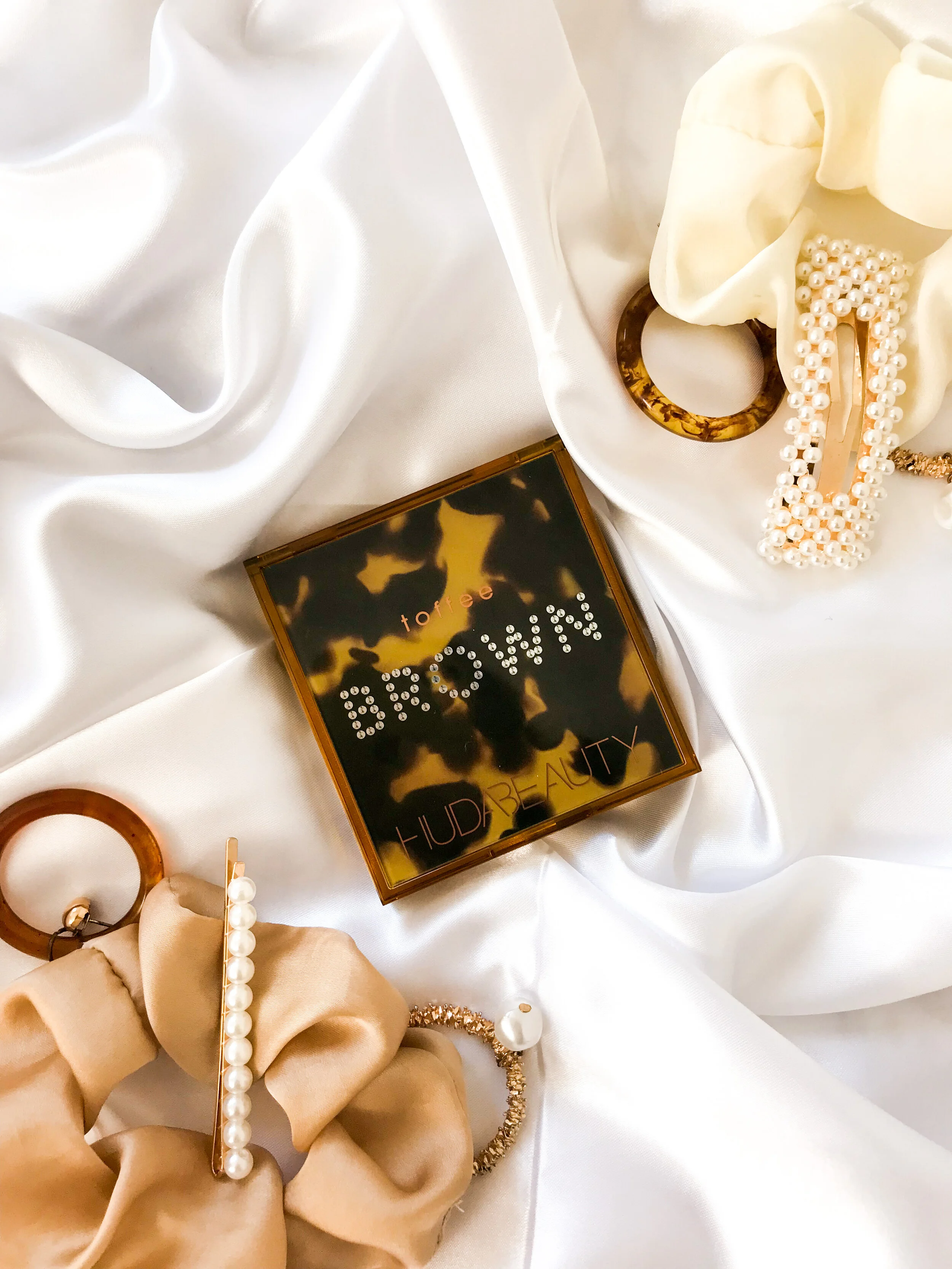 Huda Beauty Brown Obsessions Toffee, que vaut cette palette aux tons