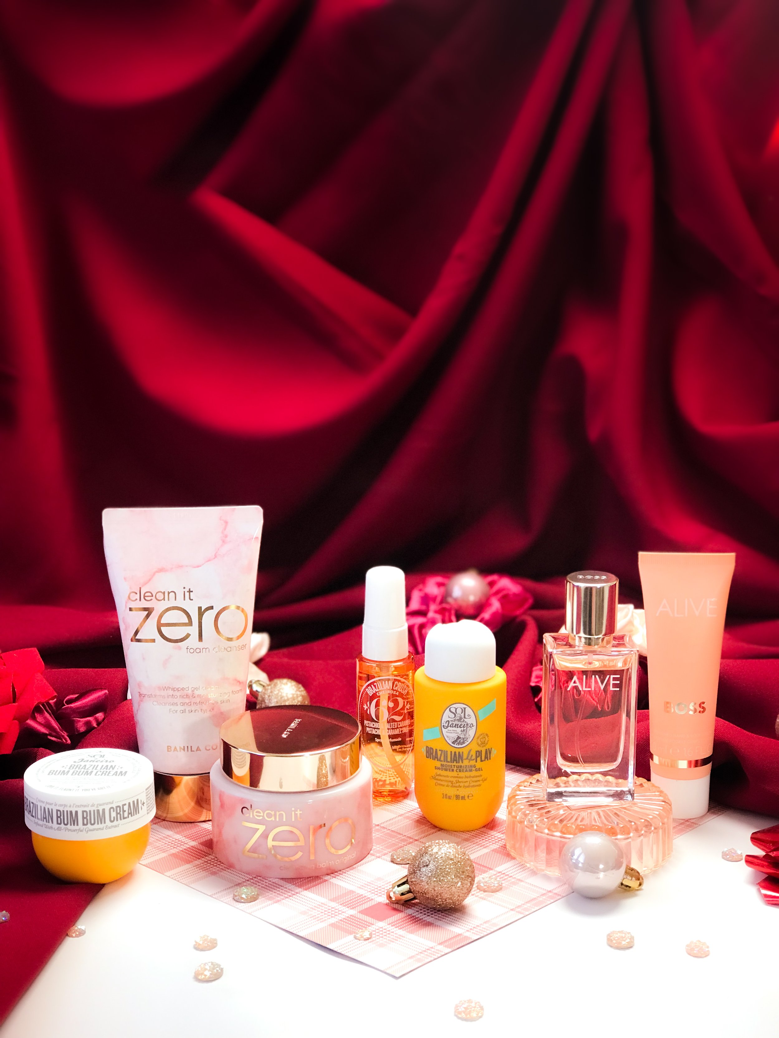 3 idées de coffrets cadeaux parfums et soins à offrir à Noël 2023 ! —  Pauuulette - Blog Makeup