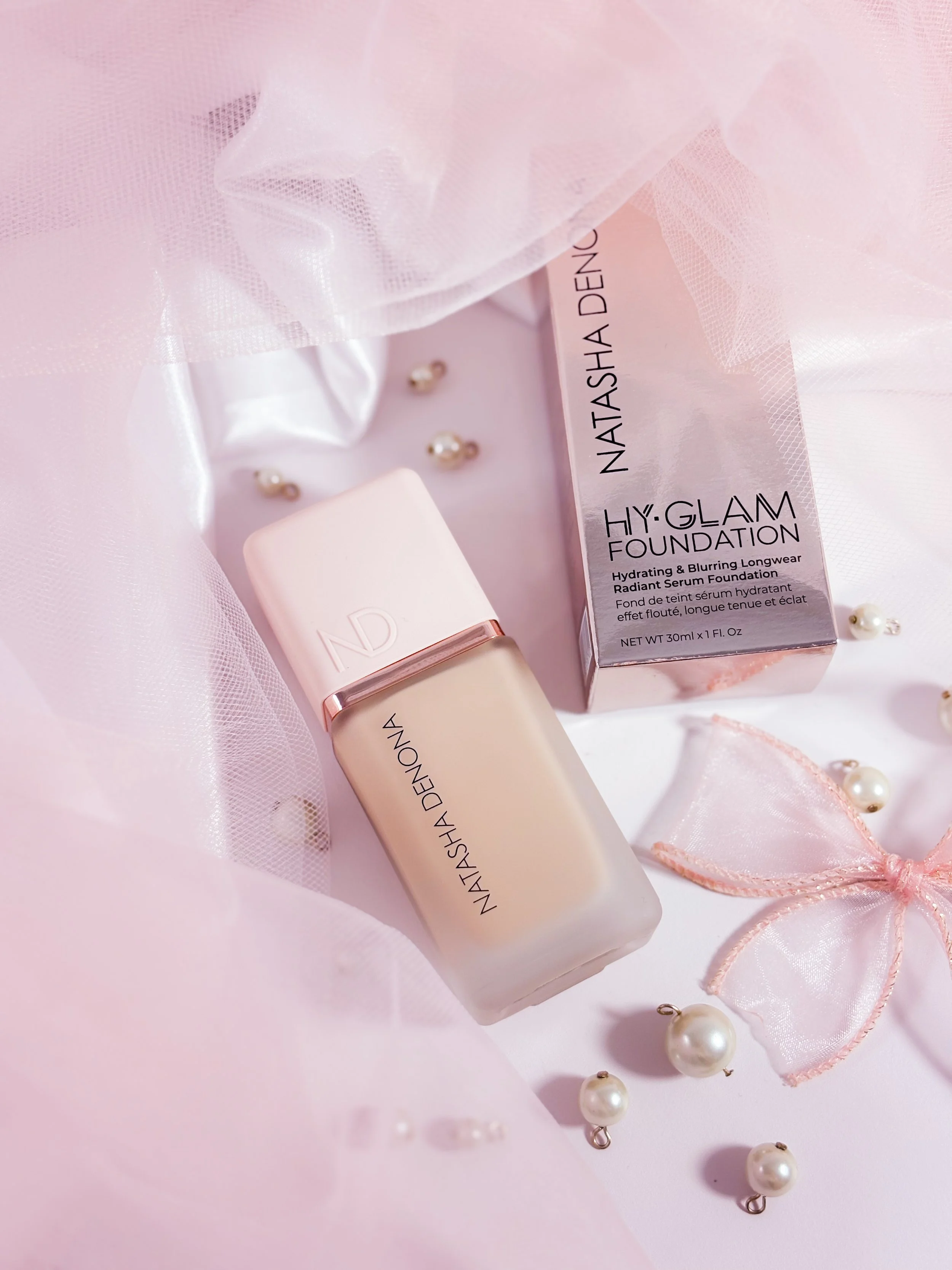 Flacon du nouveau fond de teint HY-GLAM Foundation de Natasha Denona en teinte N2