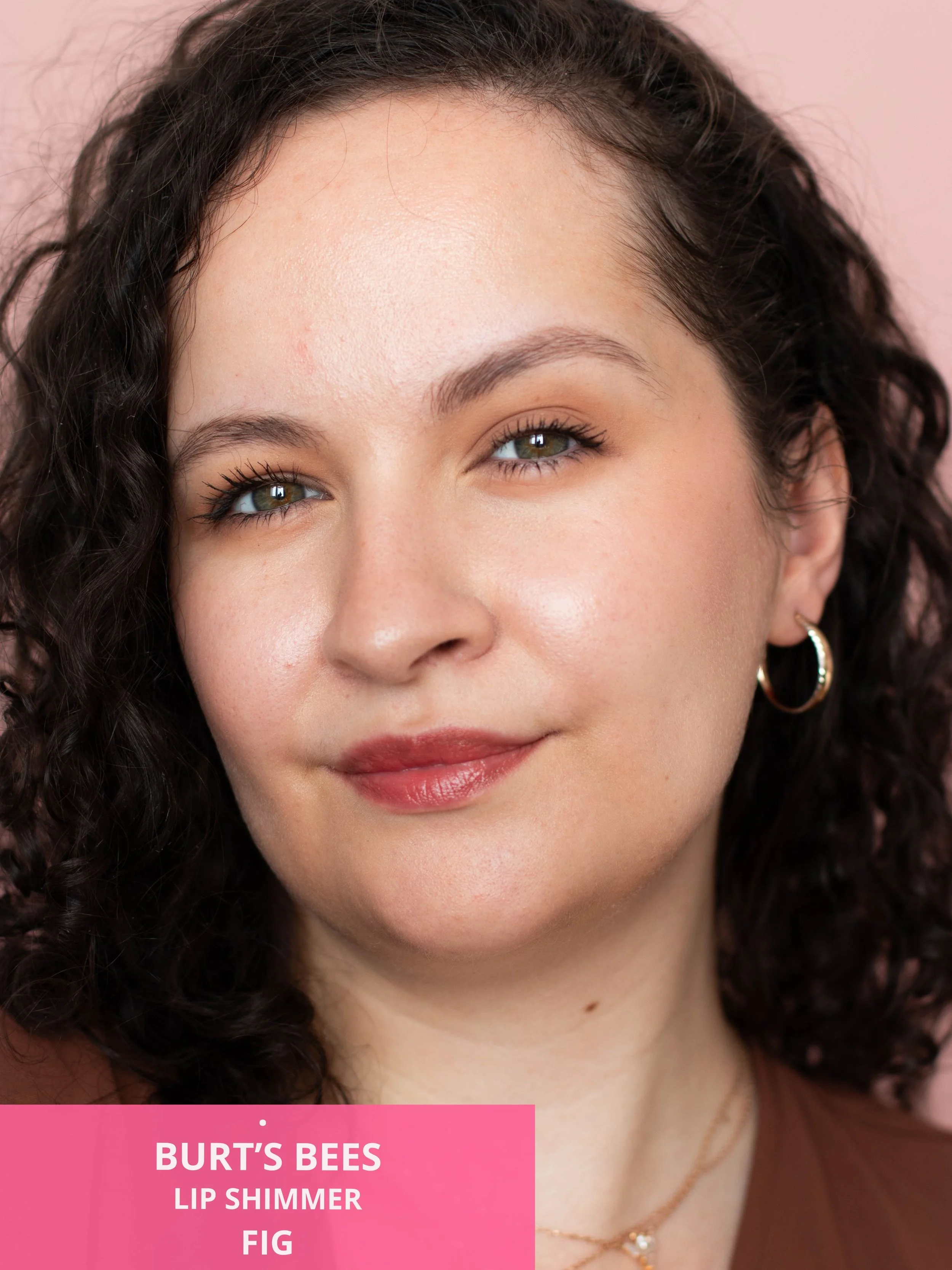 Rendu sur mes lèvres du Lip Shimmer en teinte Fig de Burt's Bees