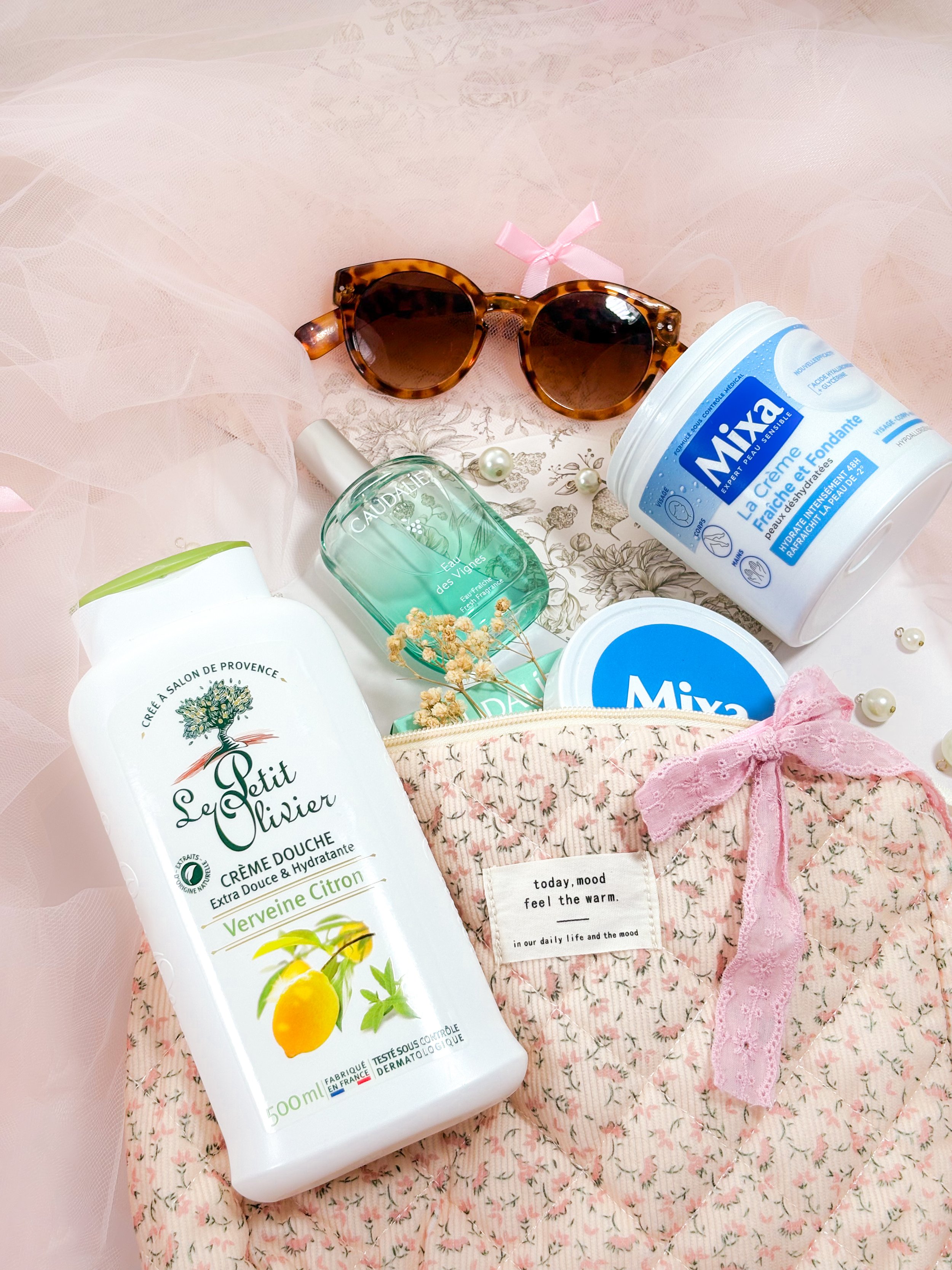 Mes indispensables beauté pour rester fraîche pendant les journées d'été.