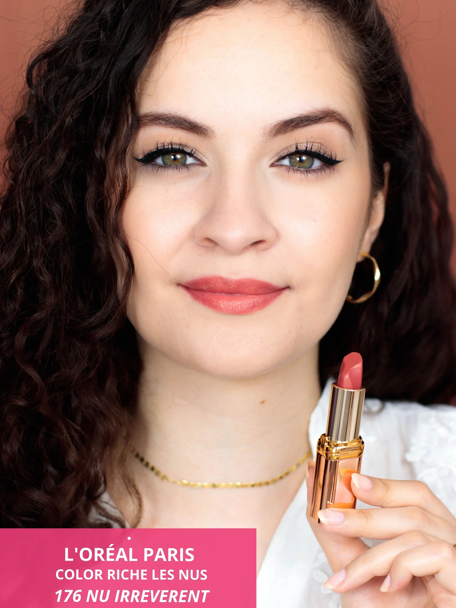 Rouge à Lèvres L'Oréal Transparent - Teinte Rouge - Neuf Dans Son Emballage