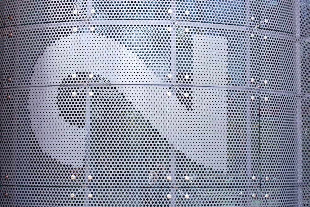 perforated_metal_cladding_-_cisco_systems4.jpeg