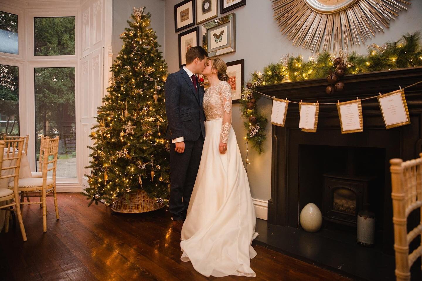 It's CHRIIIIIISTMAAASSSSSS!!

Yesterday saw me over at the fabulous Didsbury House Hotel &amp; Eleven Didsbury Park Hotel for Jules and Mike's Christmas wedding to round off the year in style!

Thanks for having me guys, and to everyone - have a grea