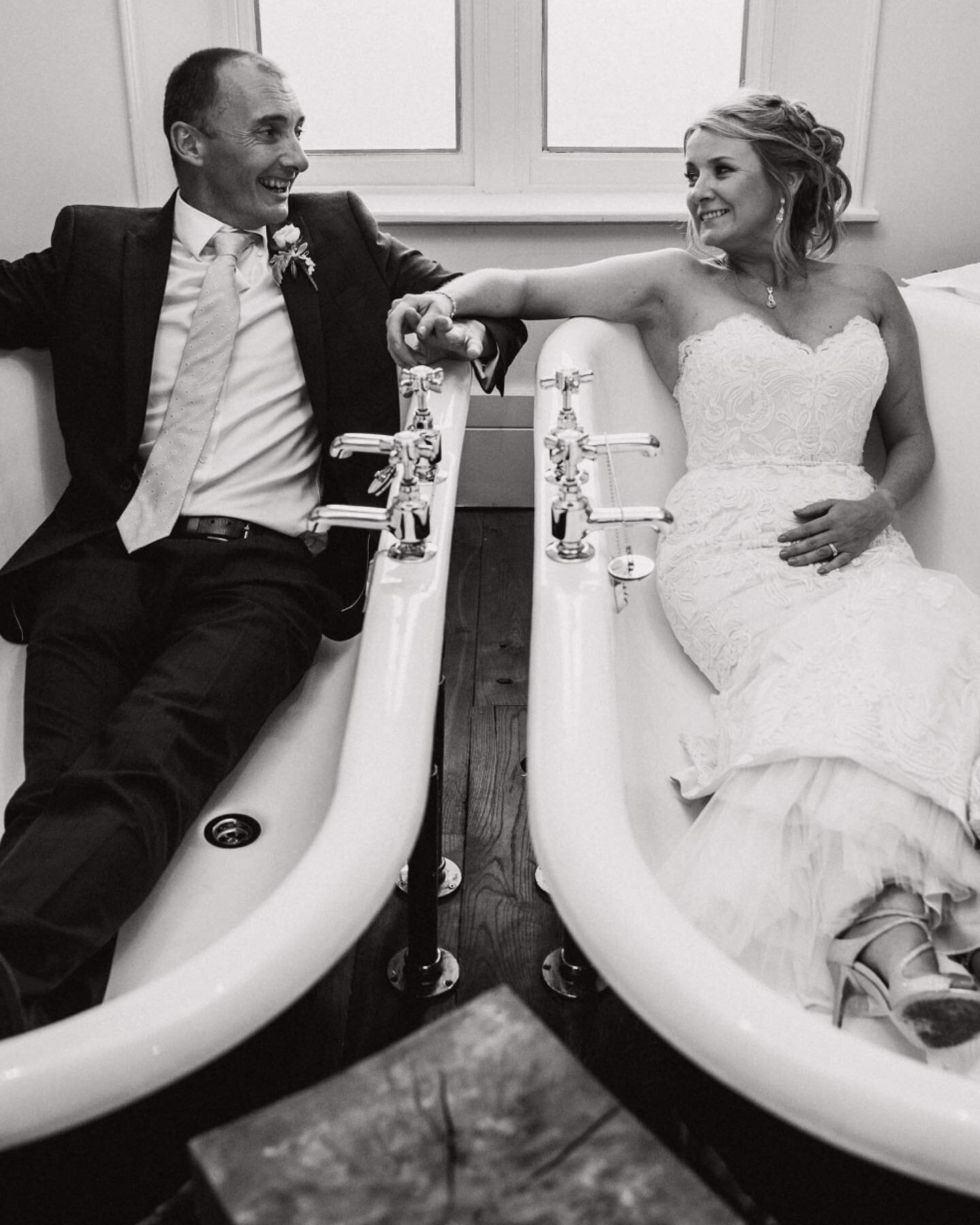 Ode to a Bathtub // Didsbury House Hotel ⚡️

It&rsquo;s always great once the pressures of a wedding ceremony are all over and dusted and you can kick back and relax in a luxurious open bathtub (or two!).

Lucy and Rick&rsquo;s Didsbury House Hotel w