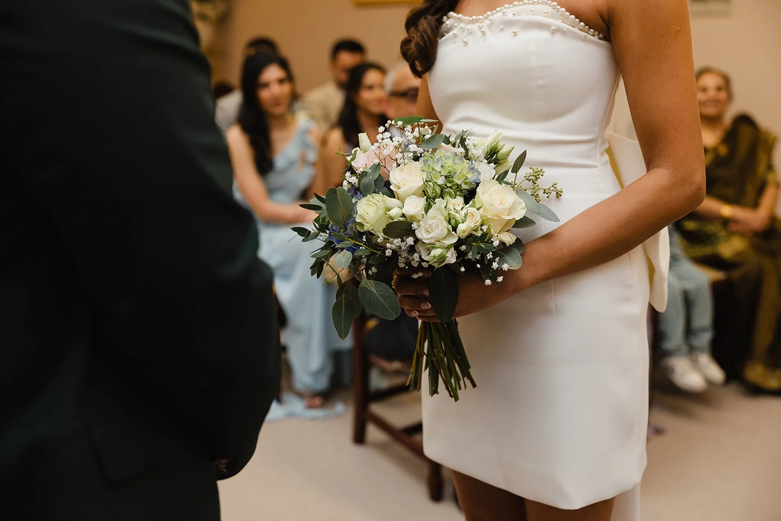 stockport-town-hall-wedding-bouquet-detail.jpg