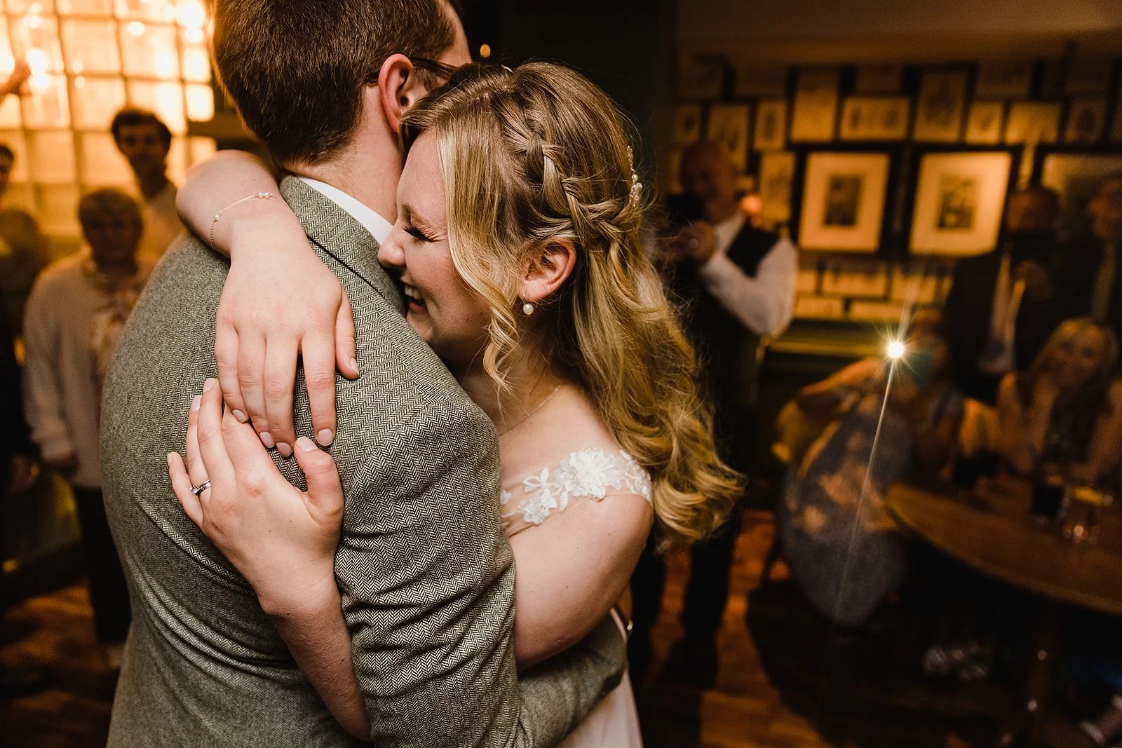 didsbury-house-hotel-evening-dance-embrace.jpg