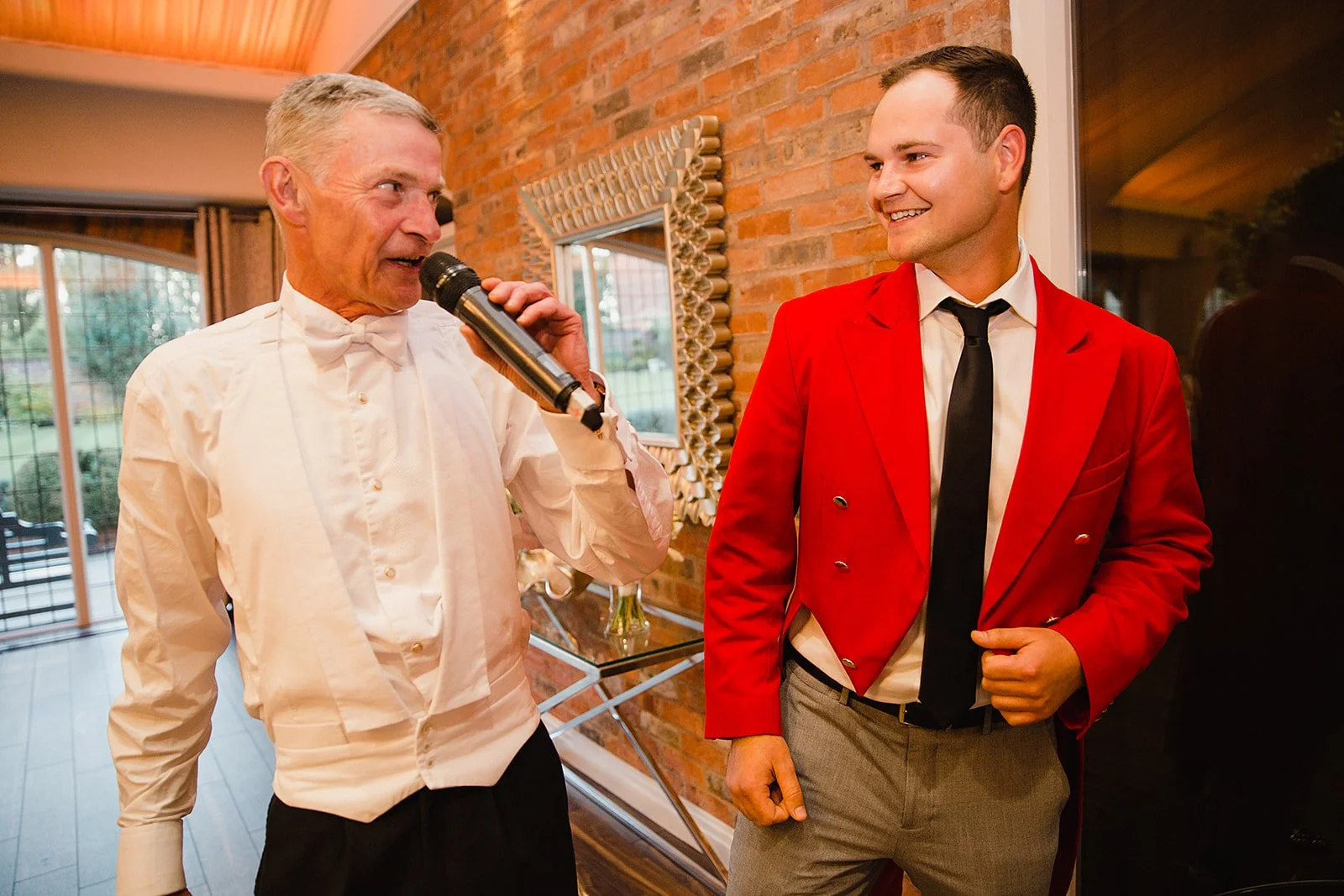 colshaw-hall-wedding-photography-toastmaster-ian-brown-speaking.jpg