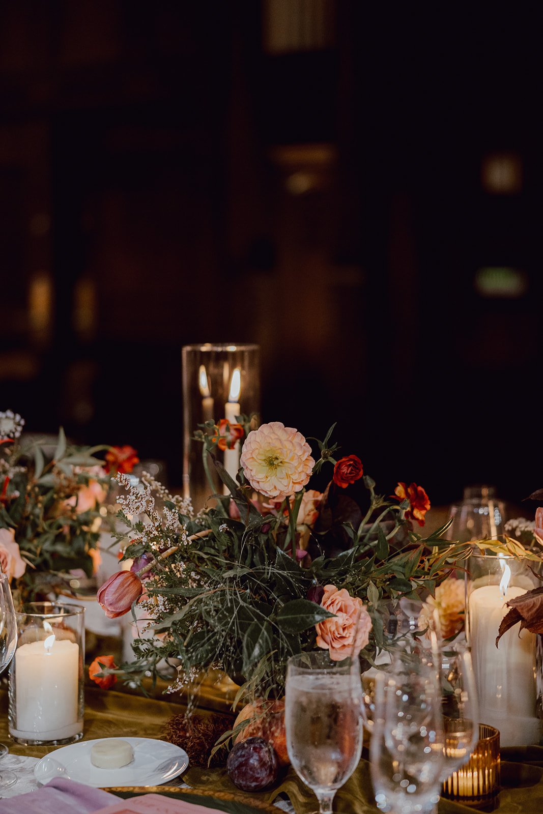 InterContinental-Chicago-Wedding-Photography-by-Artists-and-Stories-Curated-by-Megan-Saul-Part6 (47 of 145).jpg