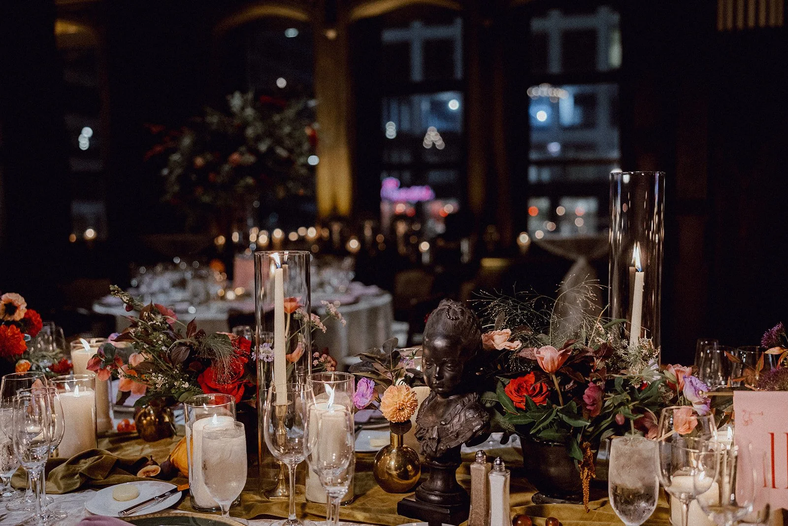 InterContinental-Chicago-Wedding-Photography-by-Artists-and-Stories-Curated-by-Megan-Saul-Part6 (62 of 145).jpg