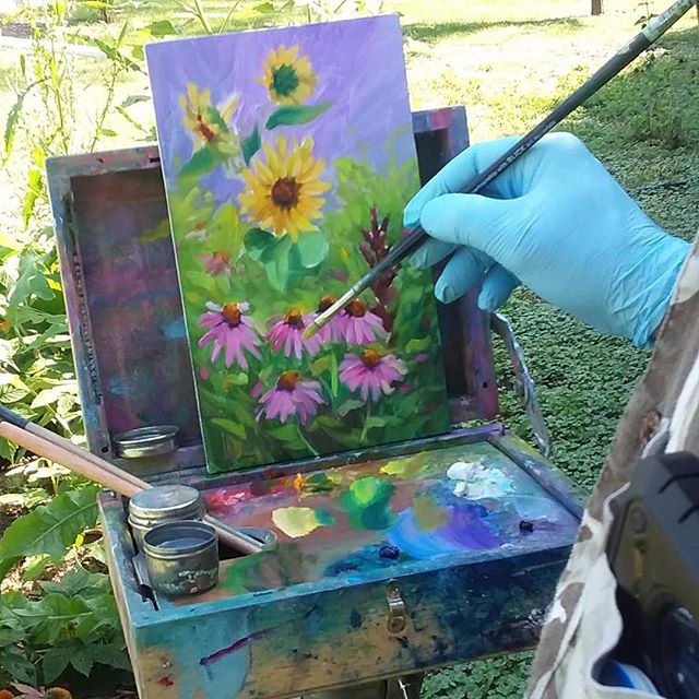 Pleinair Painting in late summer garden.

#art #pleinairpainter #creative #artist
#workingartist #supportthearts #paint
#oilpainting #fineart #artcollectibles