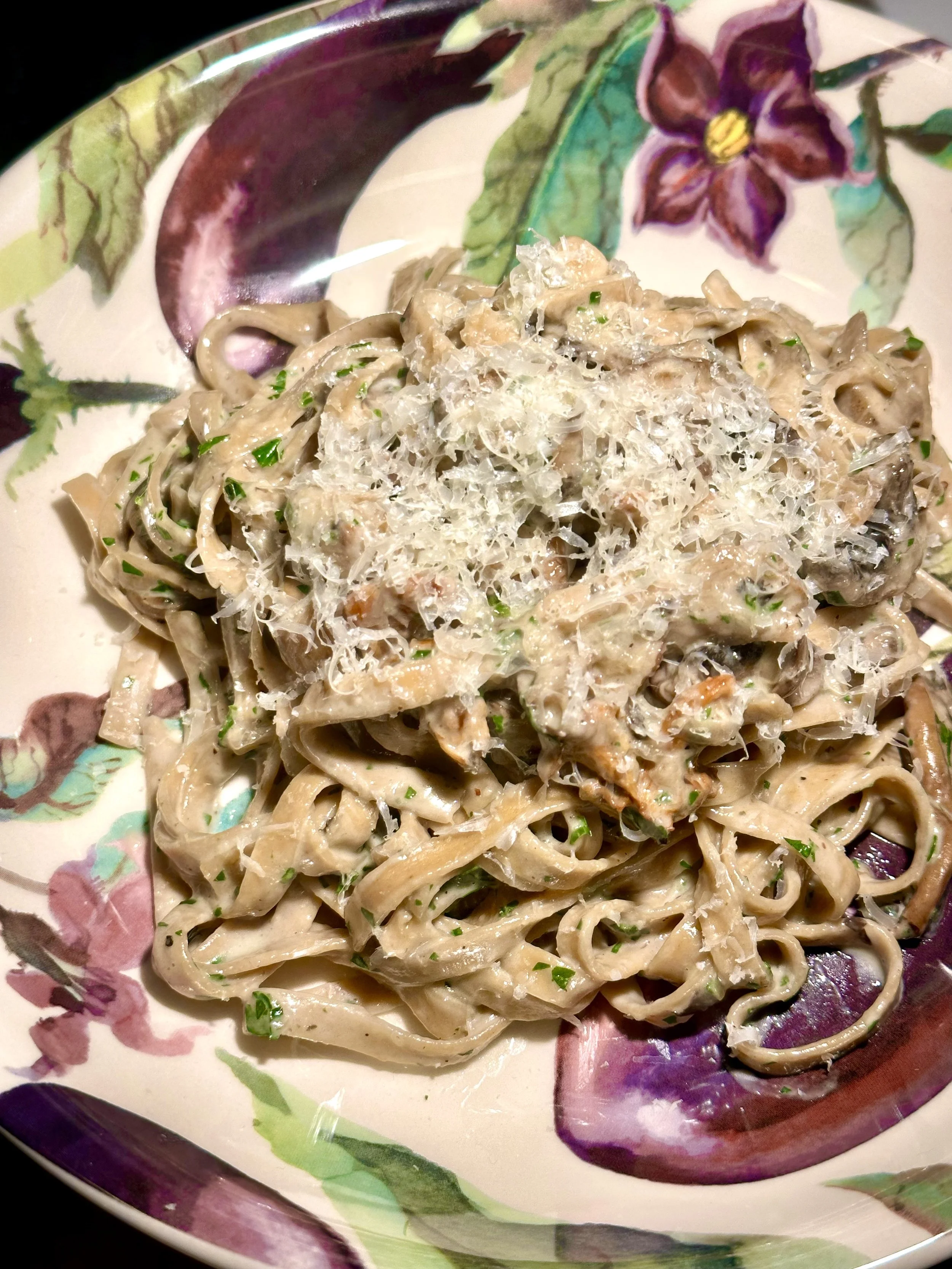 Tagliatelline met paddenstoelen-roomsaus