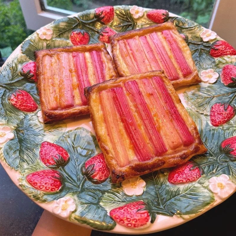 Rabarber-custardtaartjes