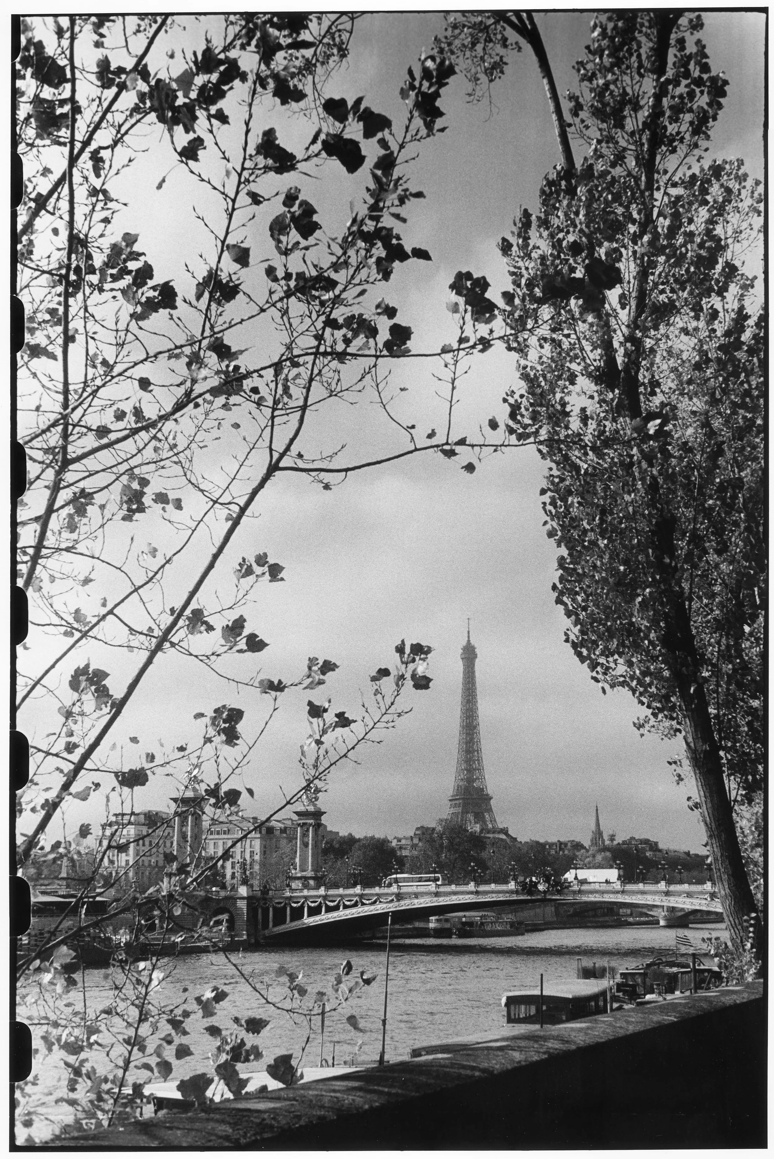 La tour Eiffel en novembre