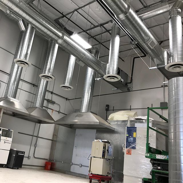 Install of an air conditioning system along with a ventilation system for a lab/extraction room. Our guys at Berg Mechanical Partners really making their work showroom quality. #HVAC #BergMechanical