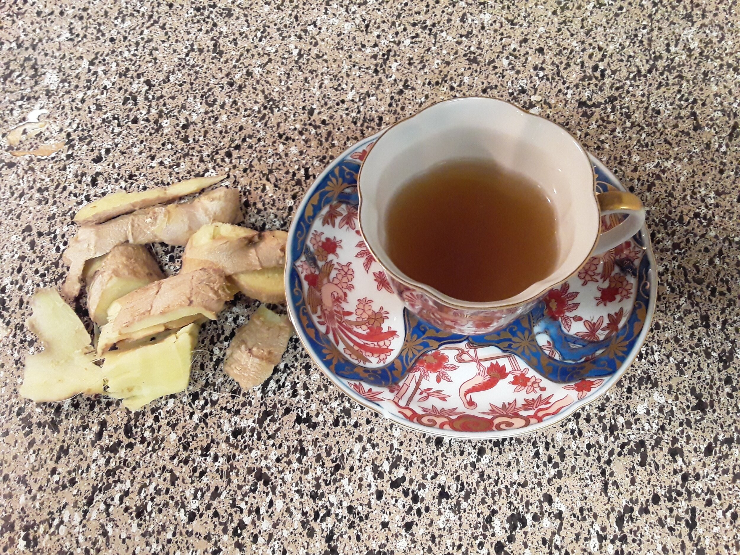How To Easily Make Fresh Homemade Ginger Tea
