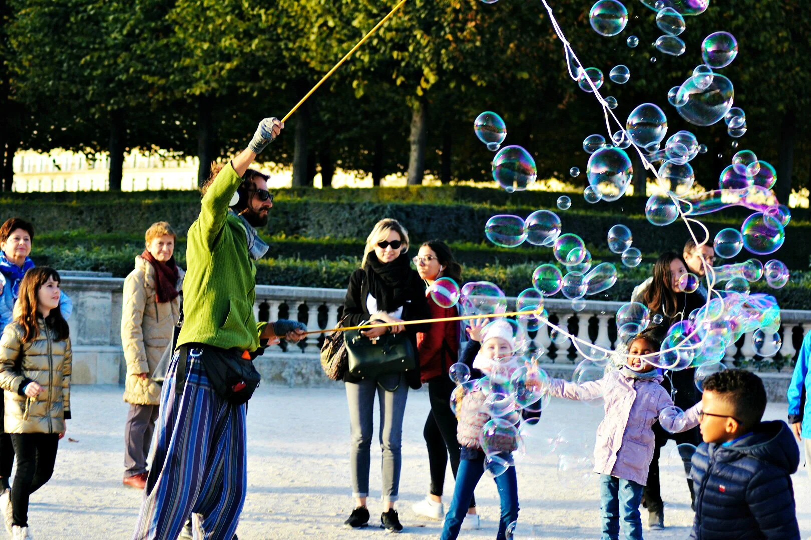 Blog - Paris - Tuileries Bubbles2.jpg