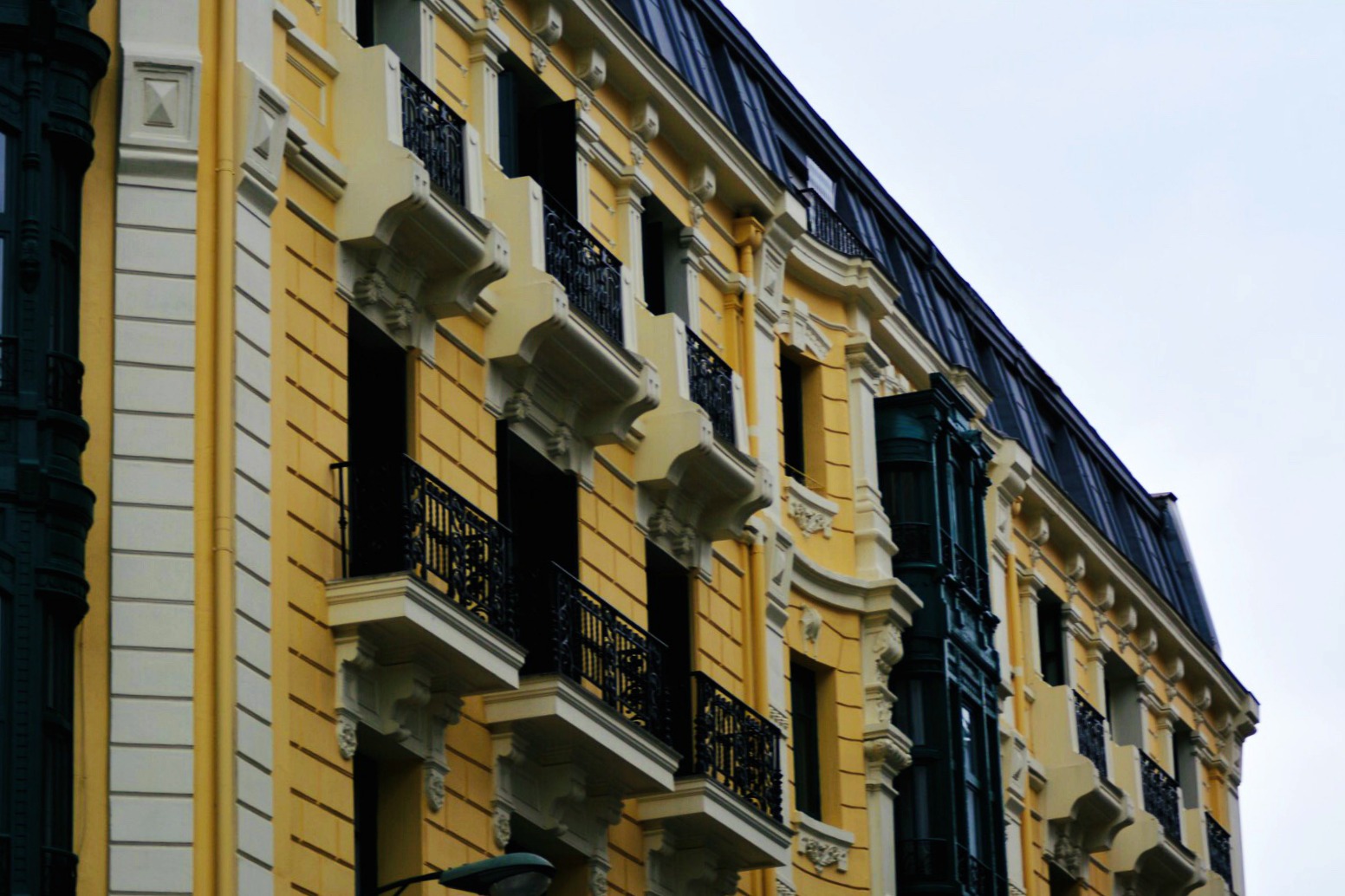 Blog - Bilbao - Yellow Building.jpg