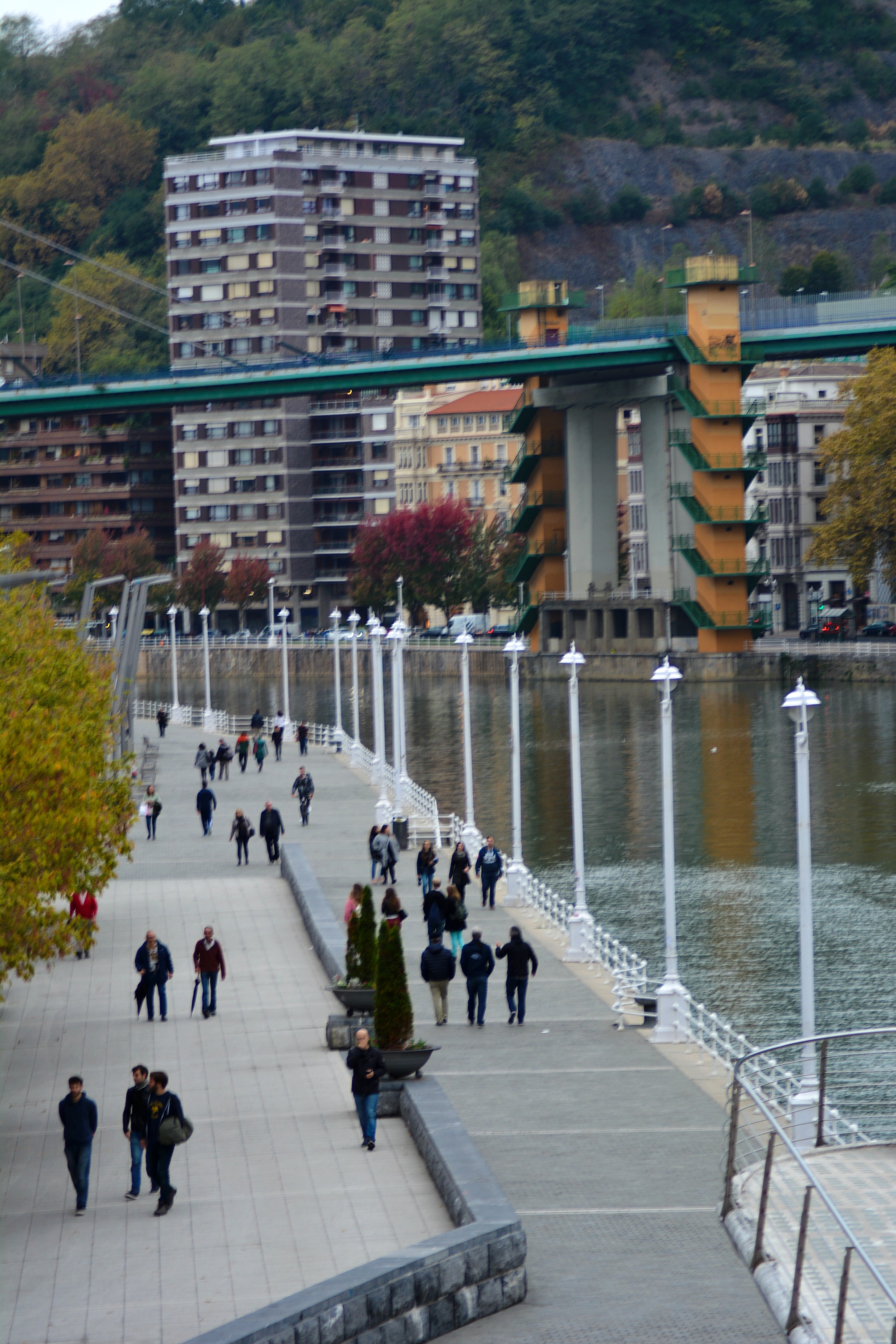 Blog - Bilbao - Riverwalk.jpg