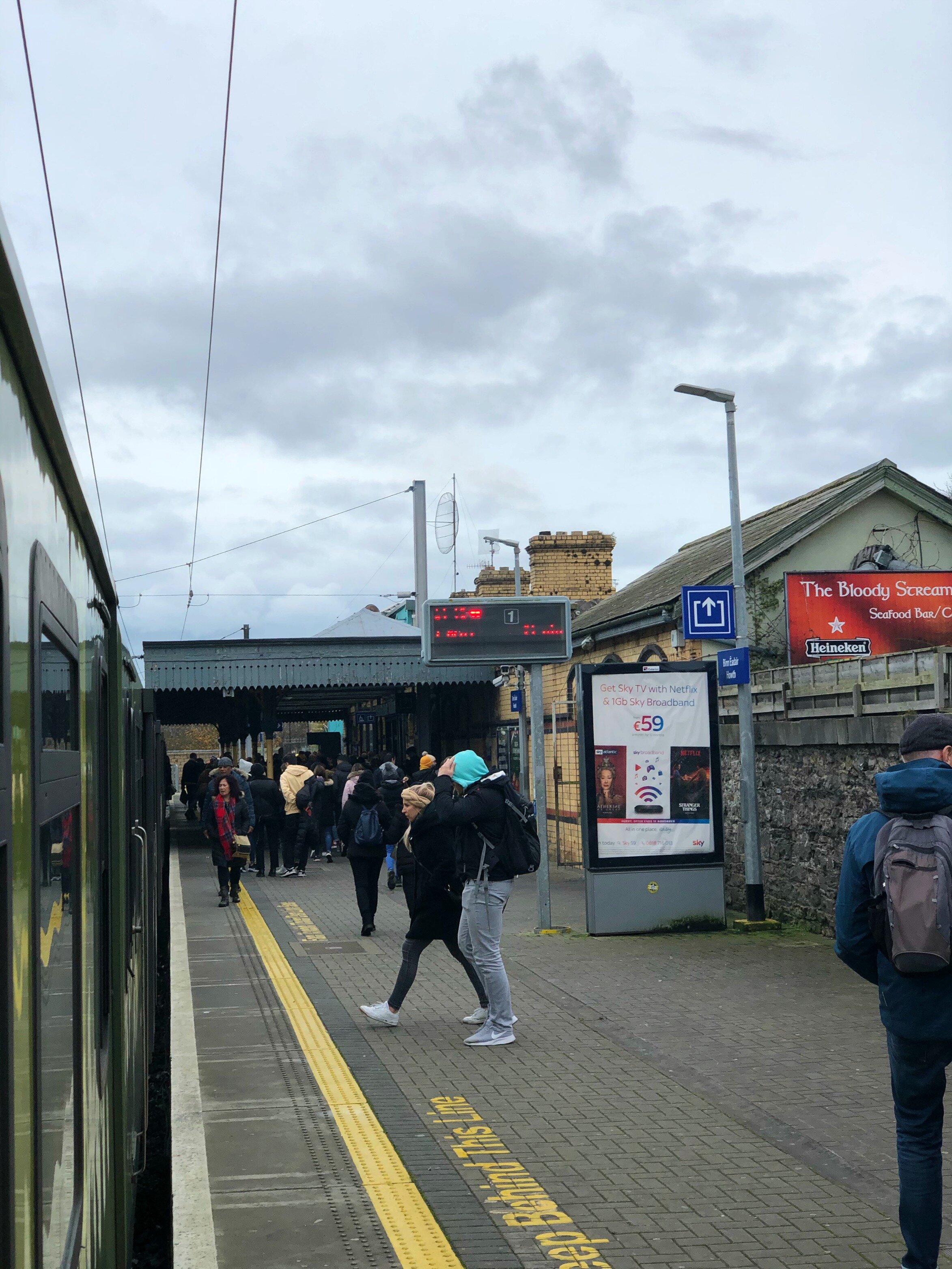 Blog-Dublin-Howth-Station3.jpg