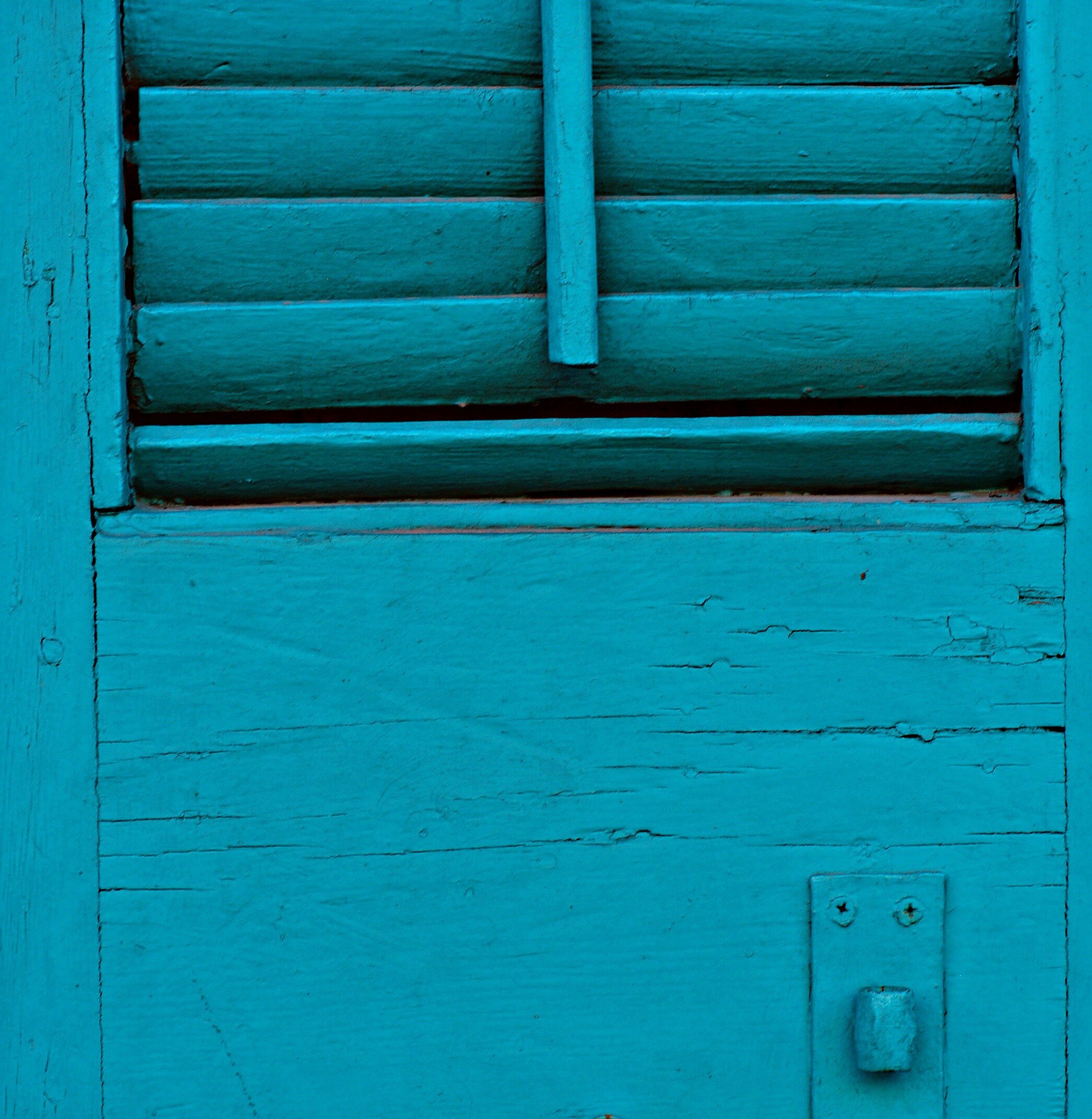 New Orleans - Turquoise Blue Shutter closeup.jpg