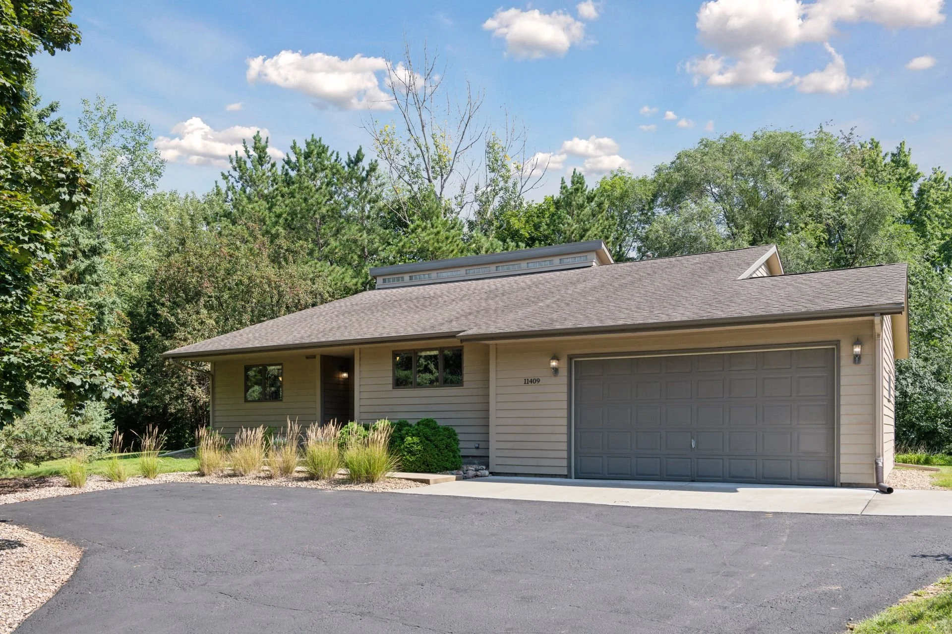 11409 Bren Road