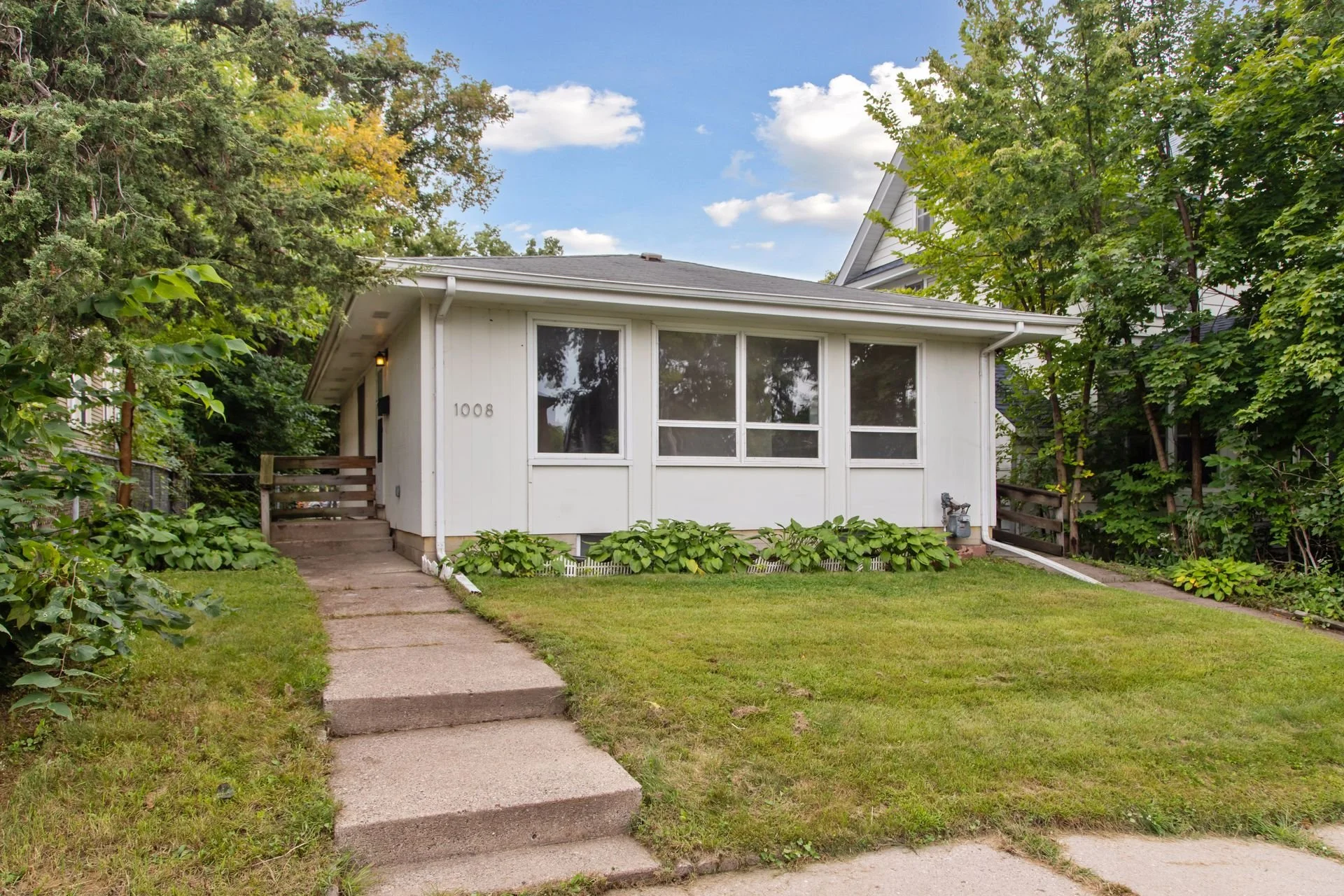 1008 Marshall Ave