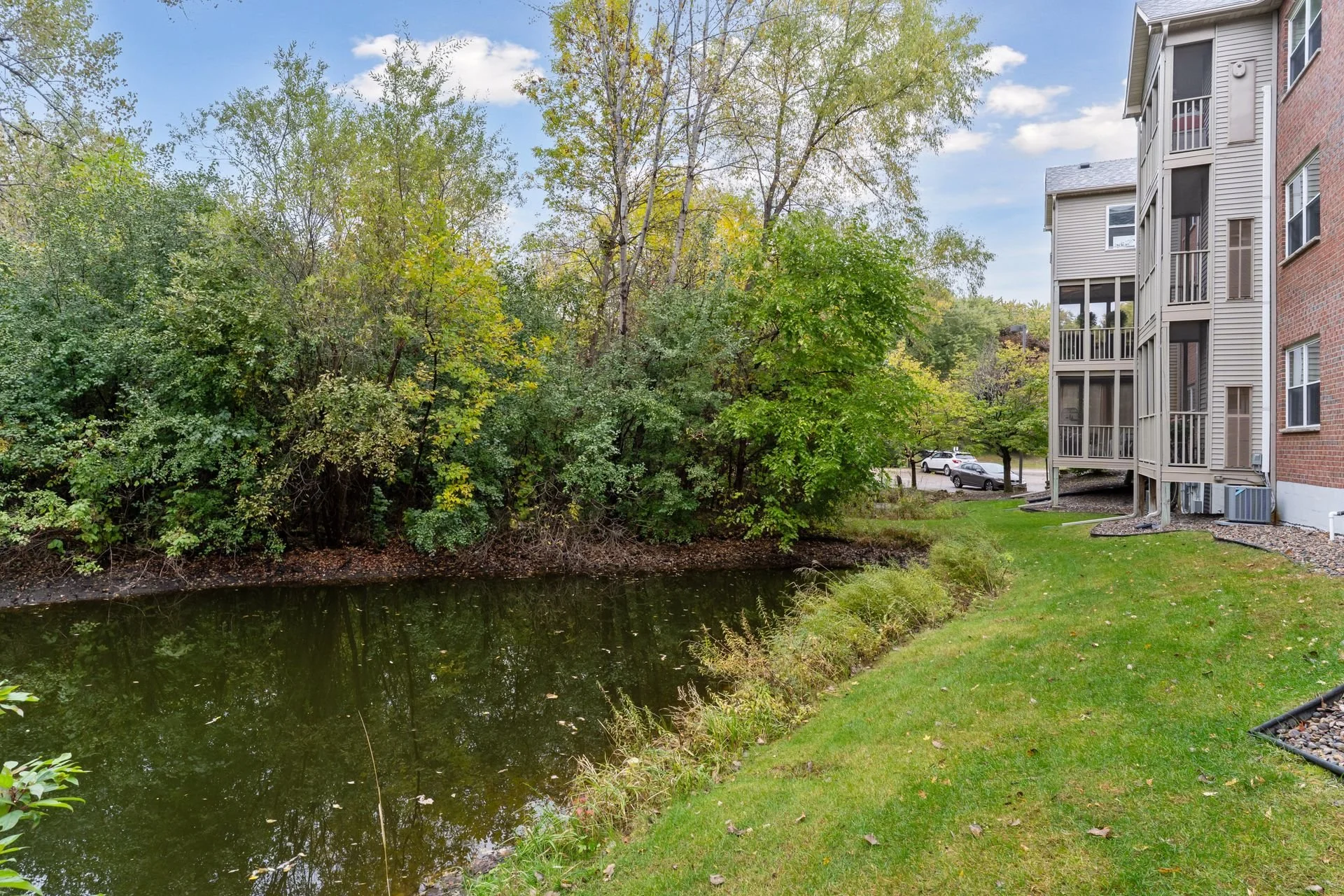 32 Building View.jpg