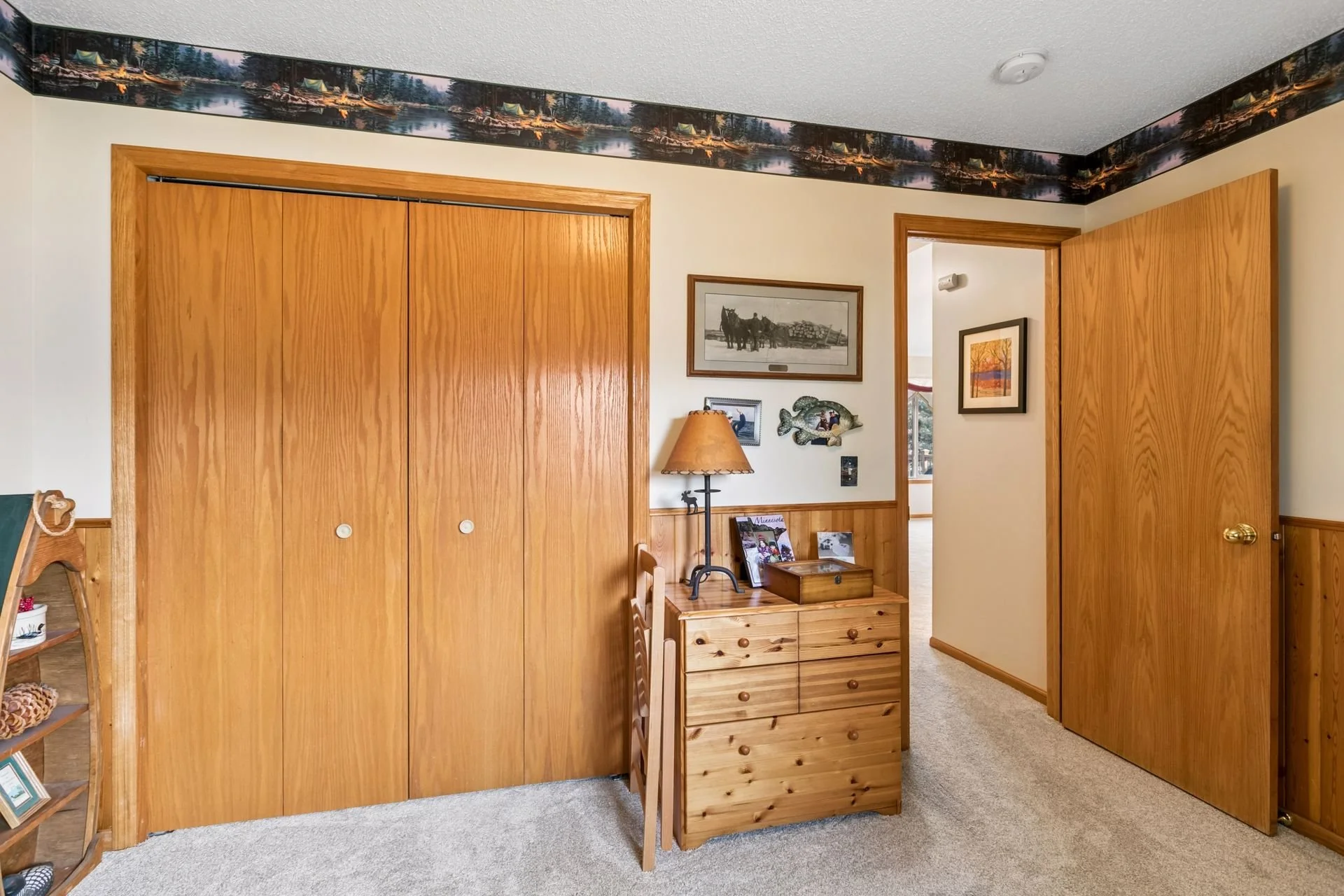 17 Second Bedroom.jpg