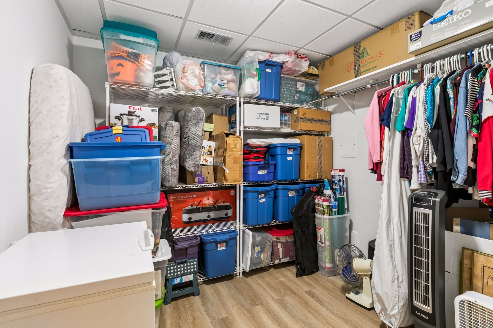 28.5 Storage Flex Room.jpg