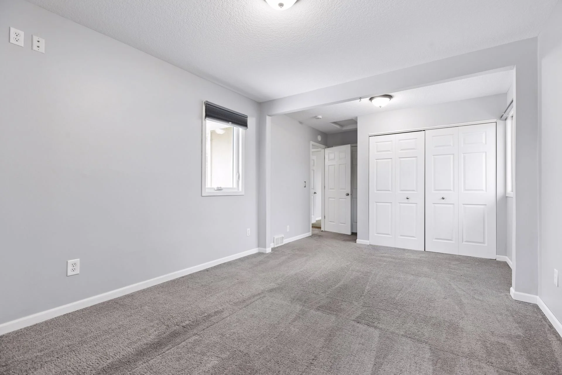 27.5 First Bedroom.jpg