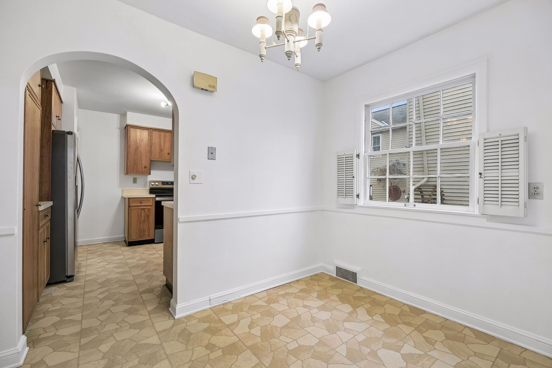 28 Breakfast Nook.jpg