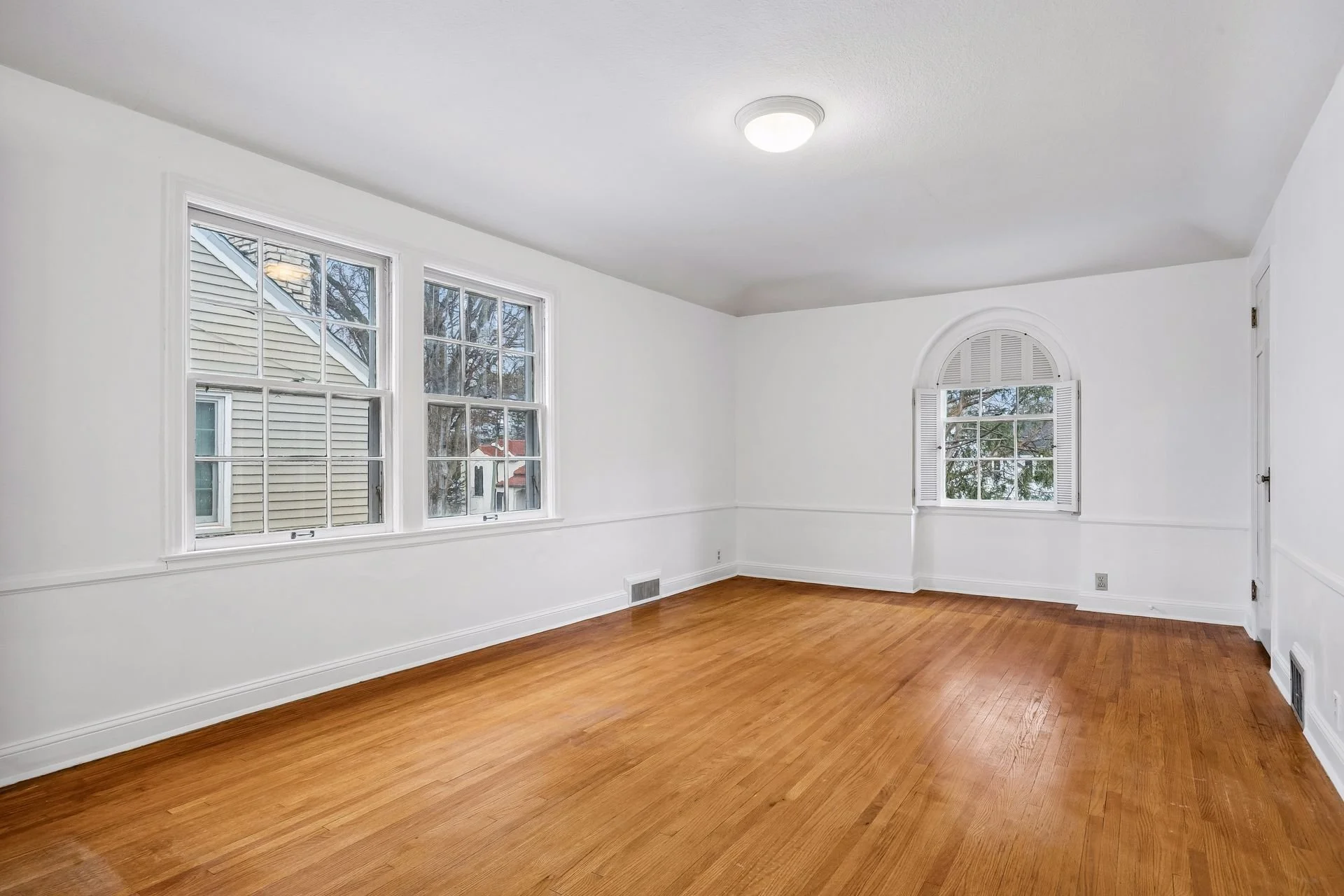 38 Primary Bedroom.jpg