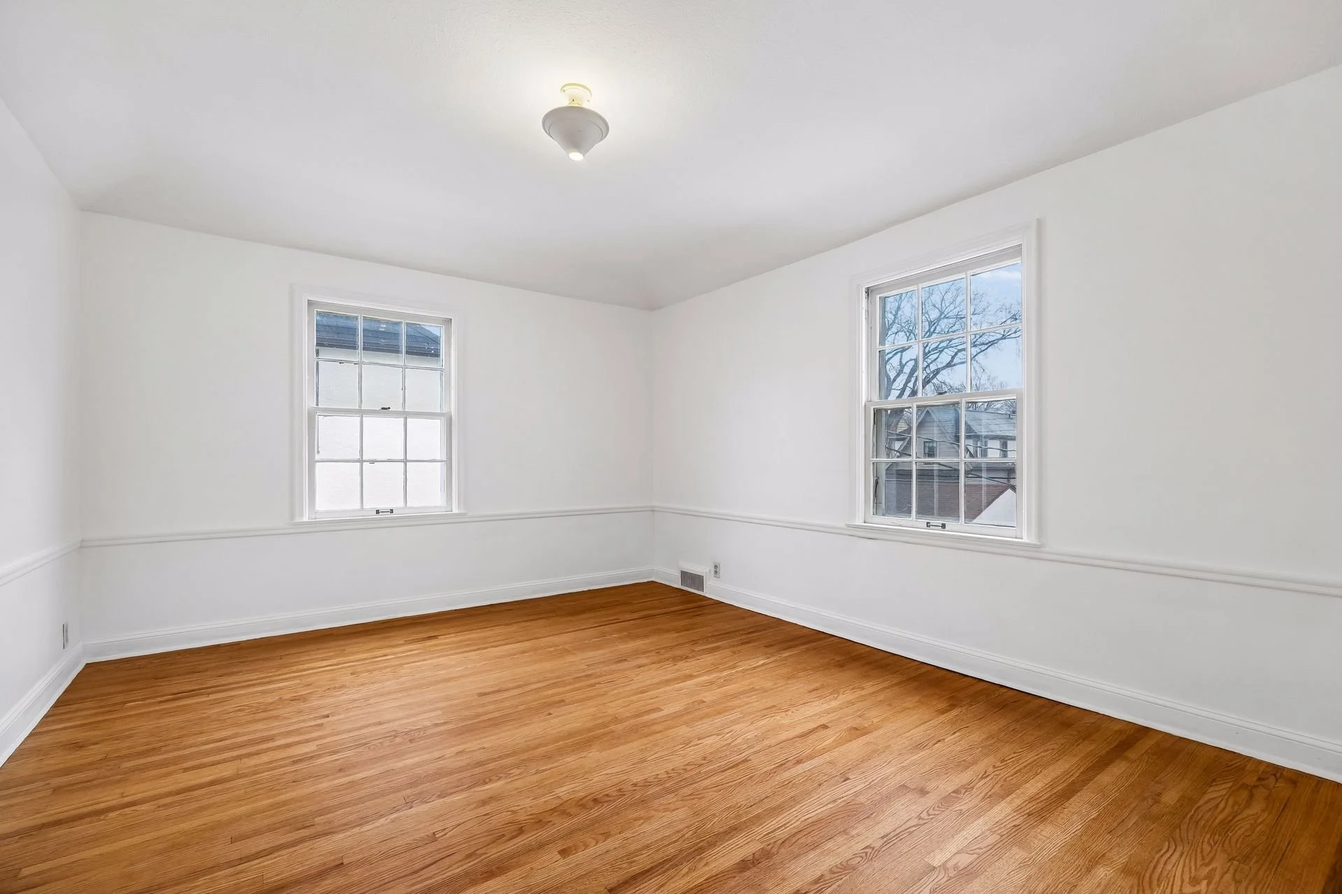 45 Fourth Bedroom.jpg