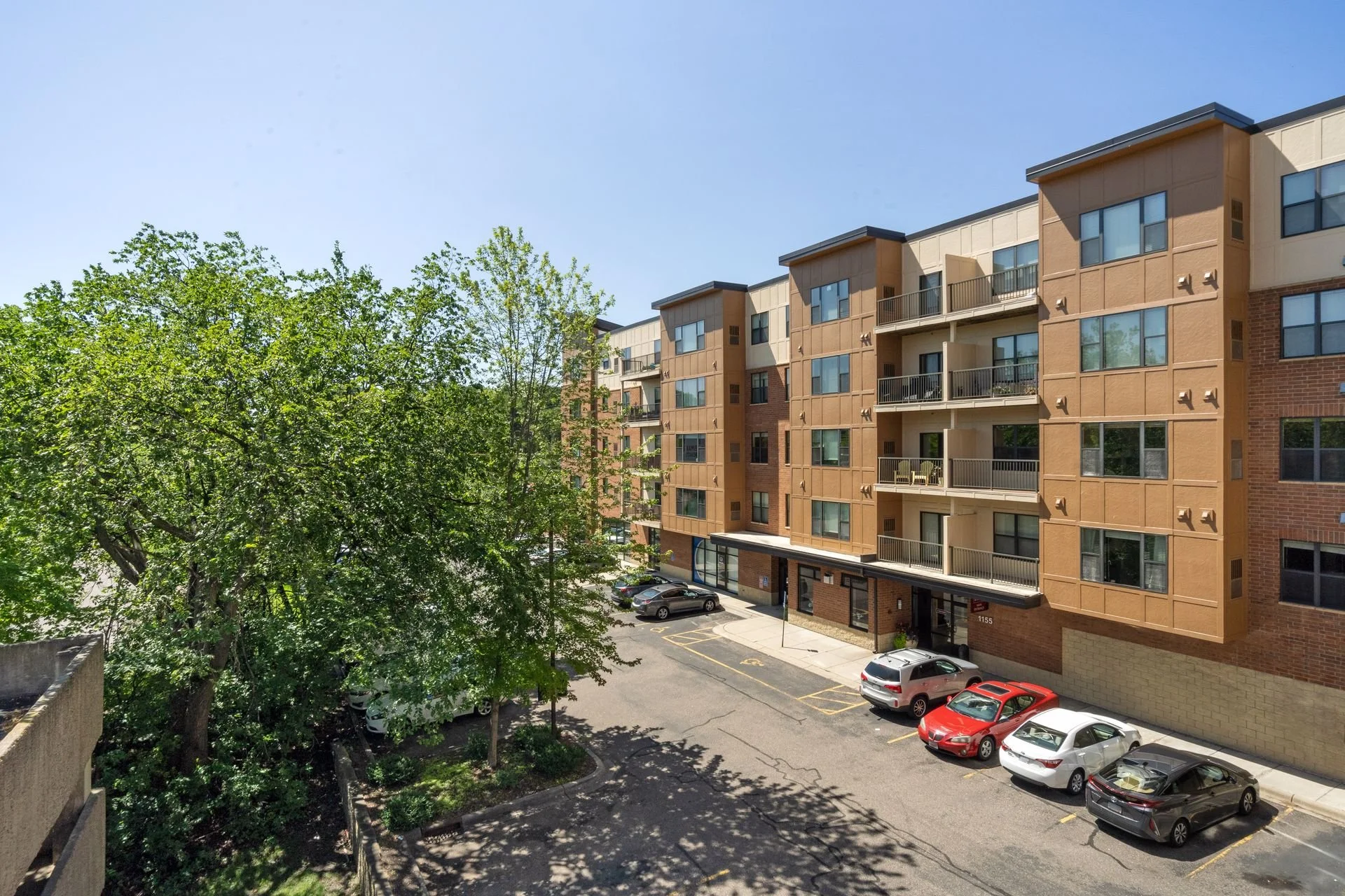 27 Building View.jpg