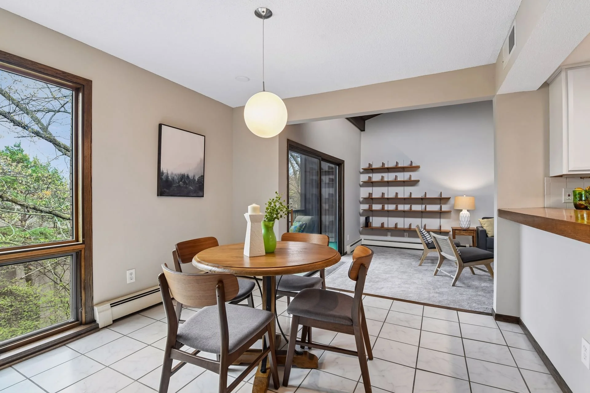 6 Dining Room.jpg