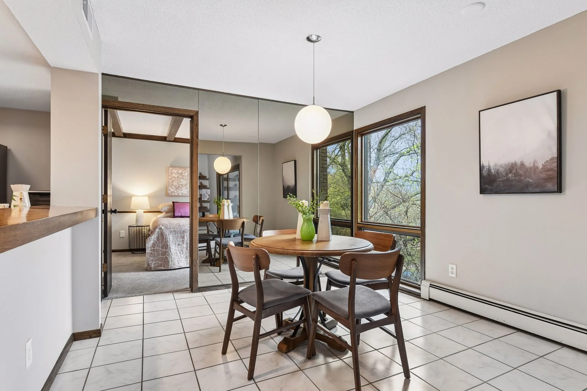 7 Dining Room.jpg