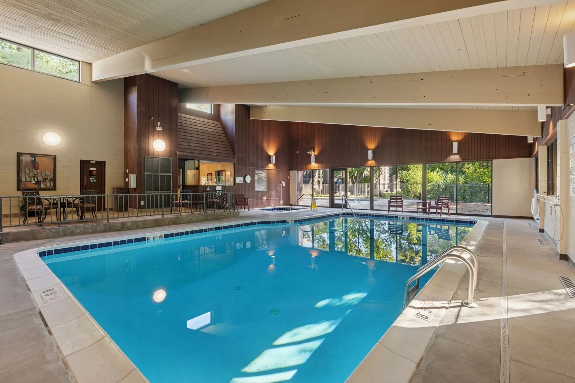 31 Indoor Pool.jpg