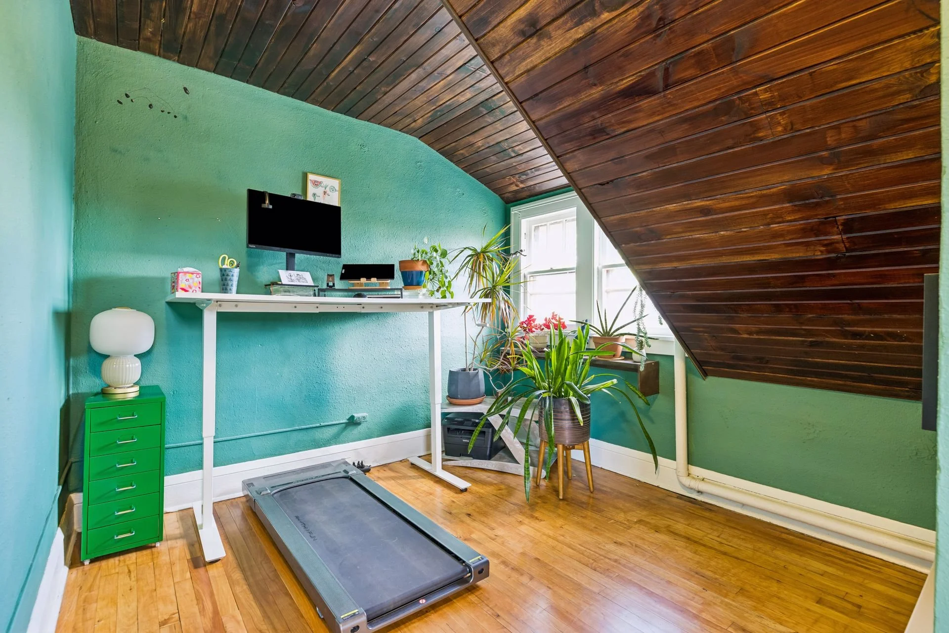 20 Second Bedroom.jpg