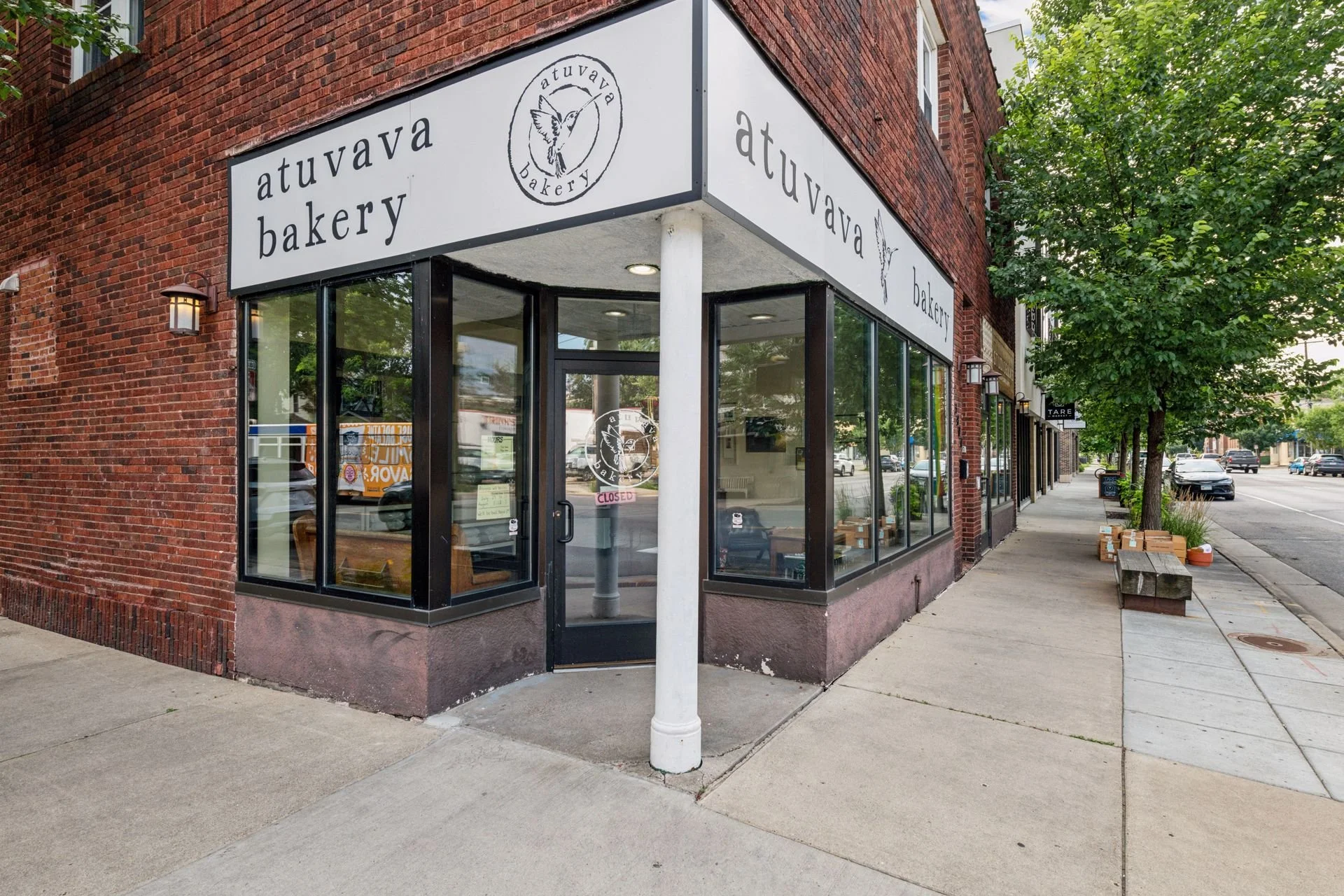 32 38th St & 28th Ave.jpg