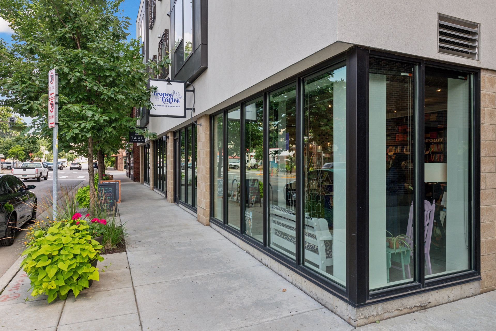 34 38th St & 28th Ave.jpg