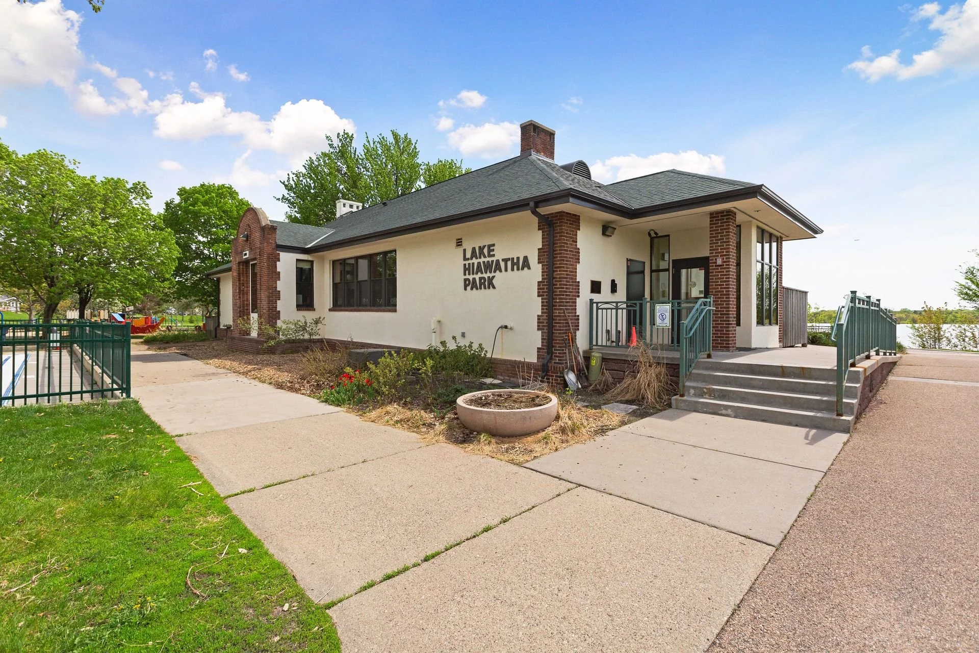 38 Lake Hiawatha Park.jpg